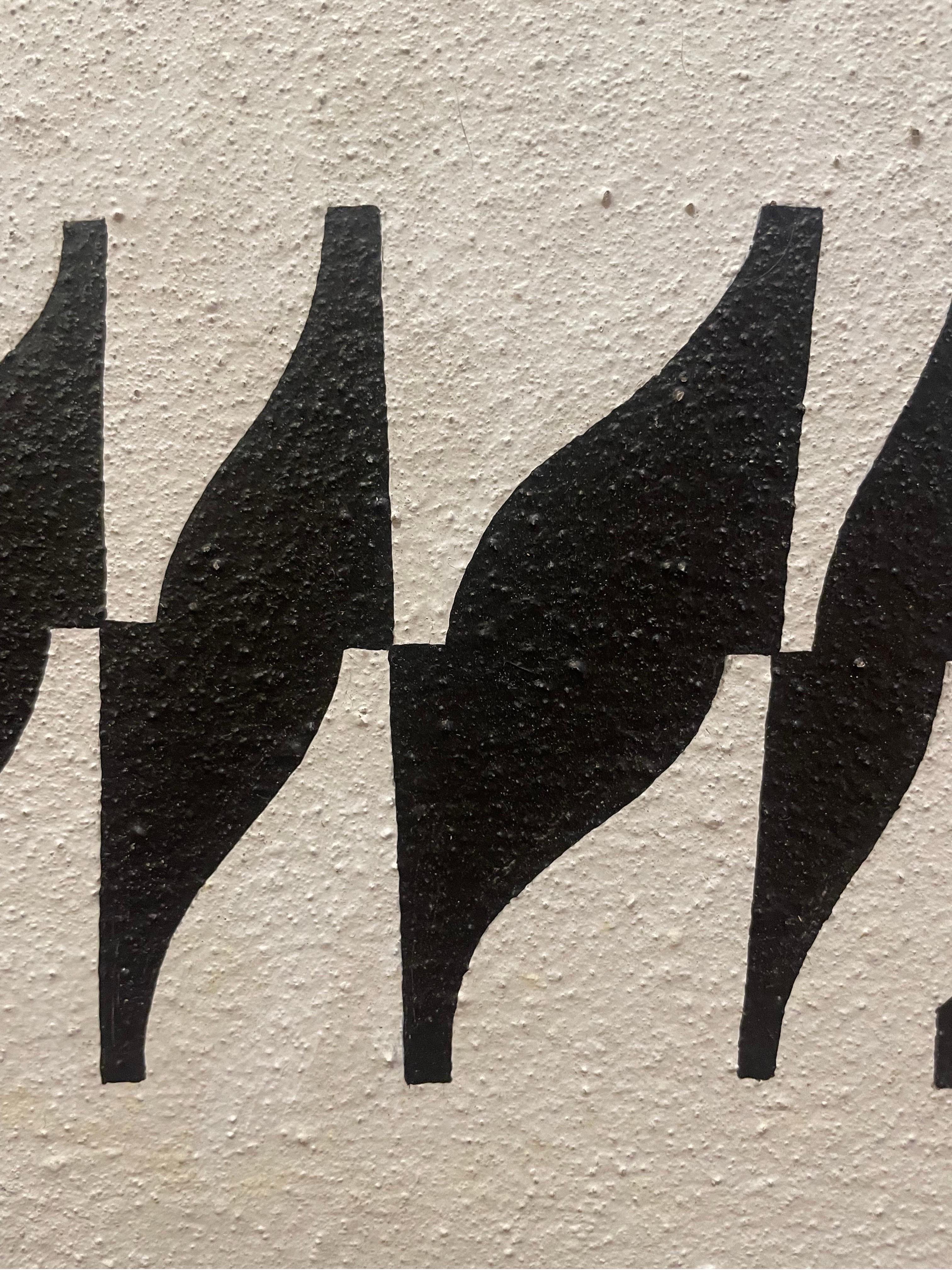 Enrico Sirello, 1974 – Optical Abstract Composition with Repeated Black Modules im Angebot 4