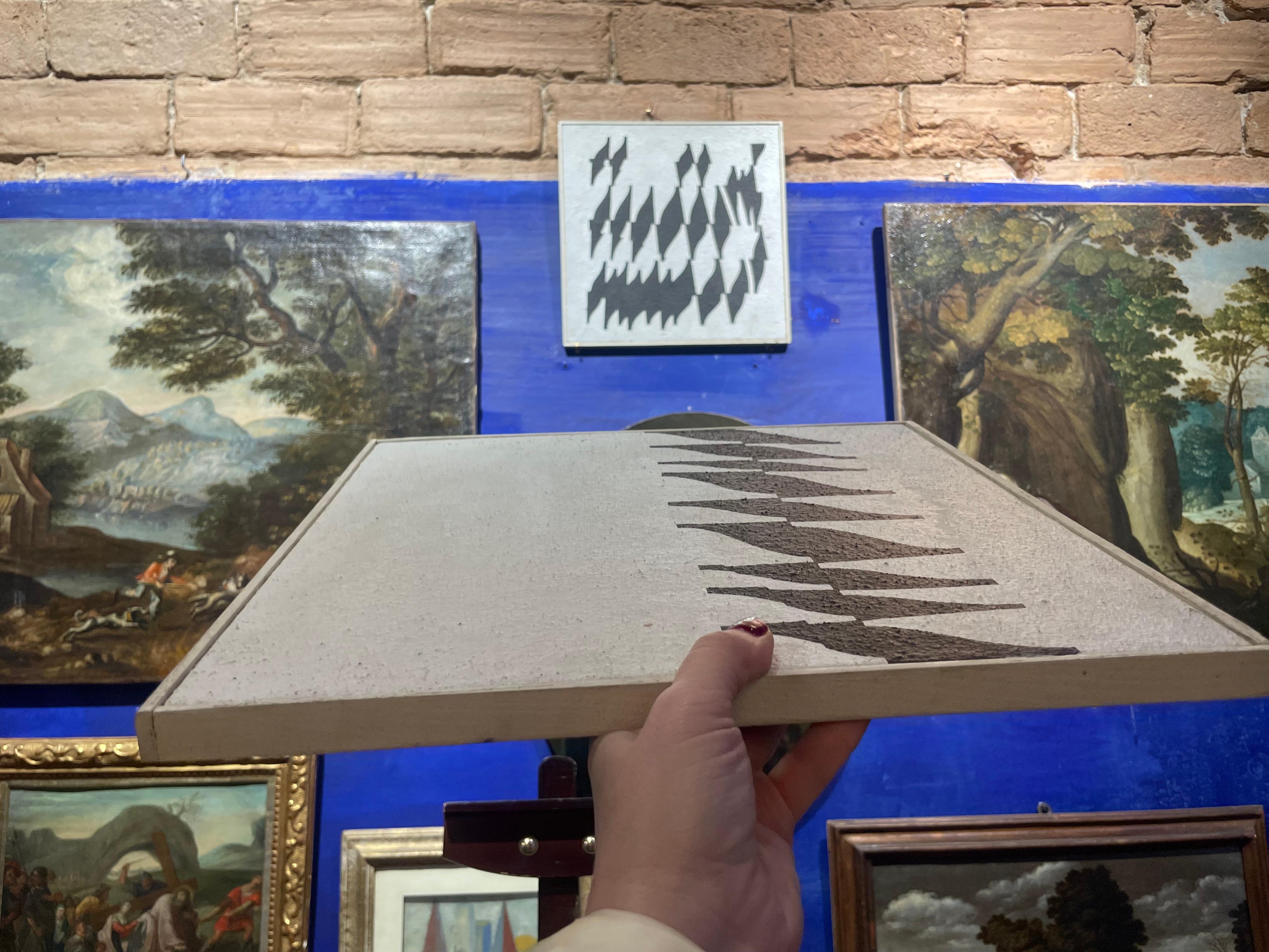 Enrico Sirello, 1974 – Optical Abstract Composition with Repeated Black Modules im Angebot 6