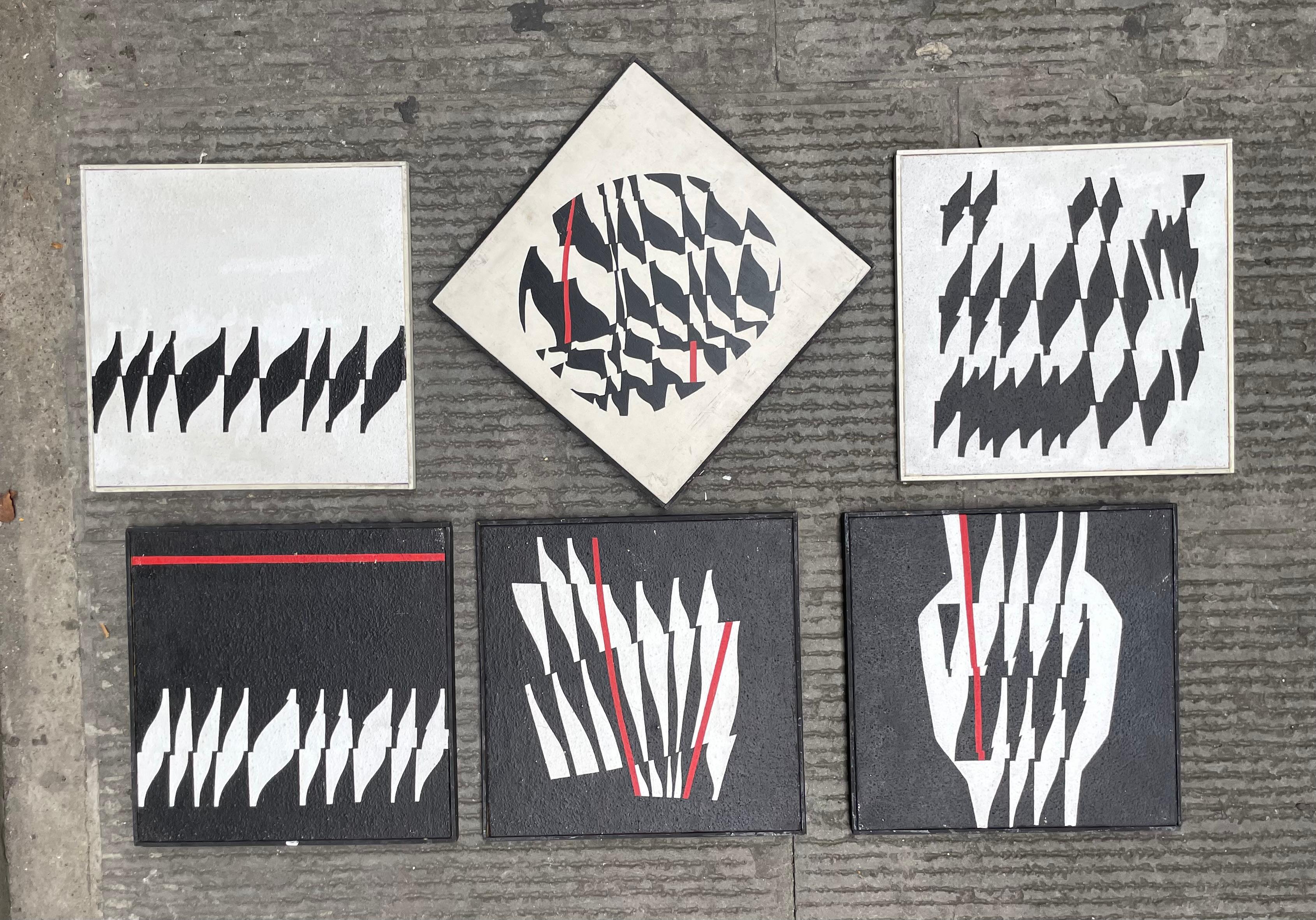 Enrico Sirello, 1975, Optical Structure with Black Modules on White Ground im Angebot 1