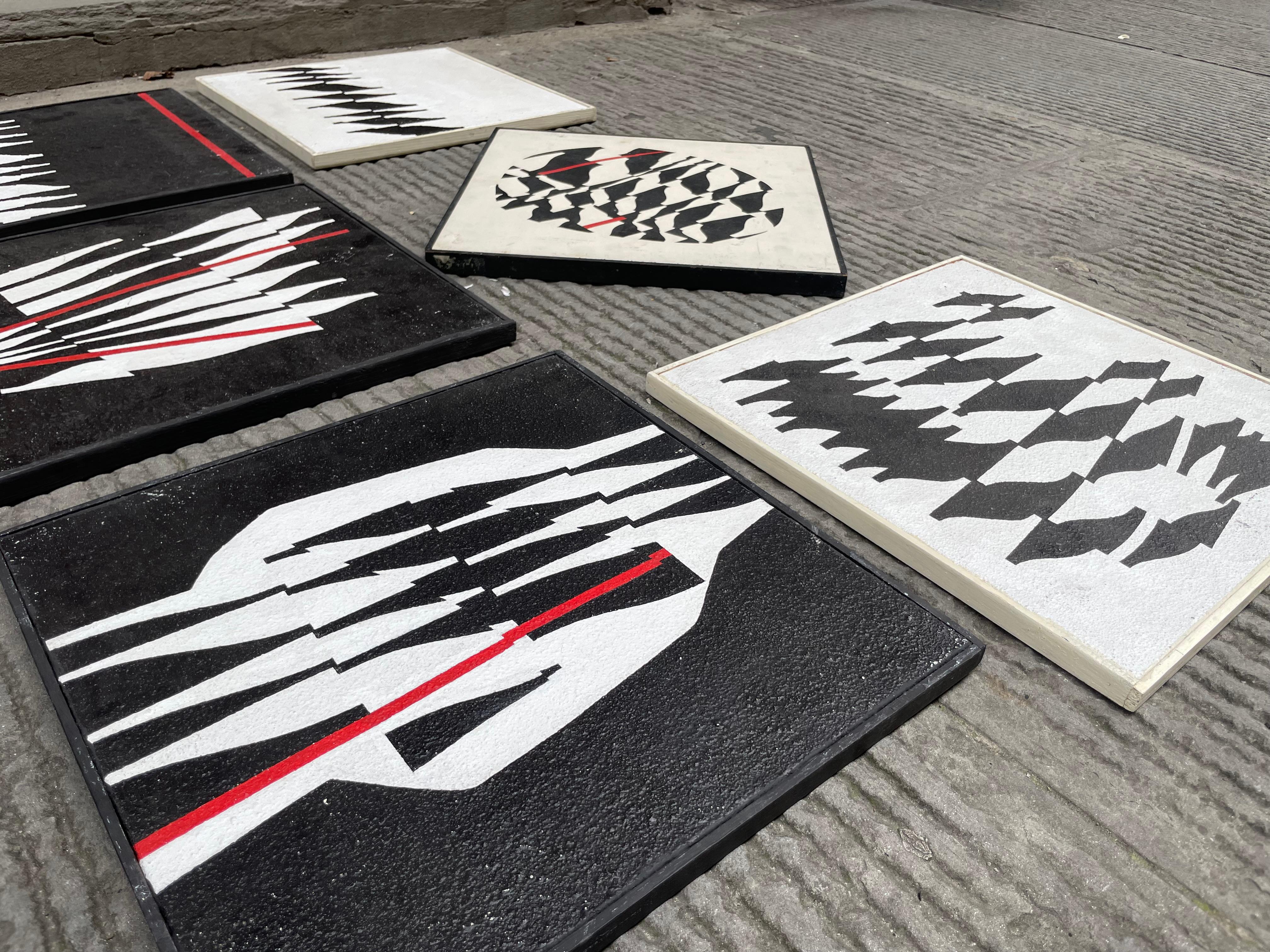 Enrico Sirello, 1975, Optical Structure with Black Modules on White Ground im Angebot 2