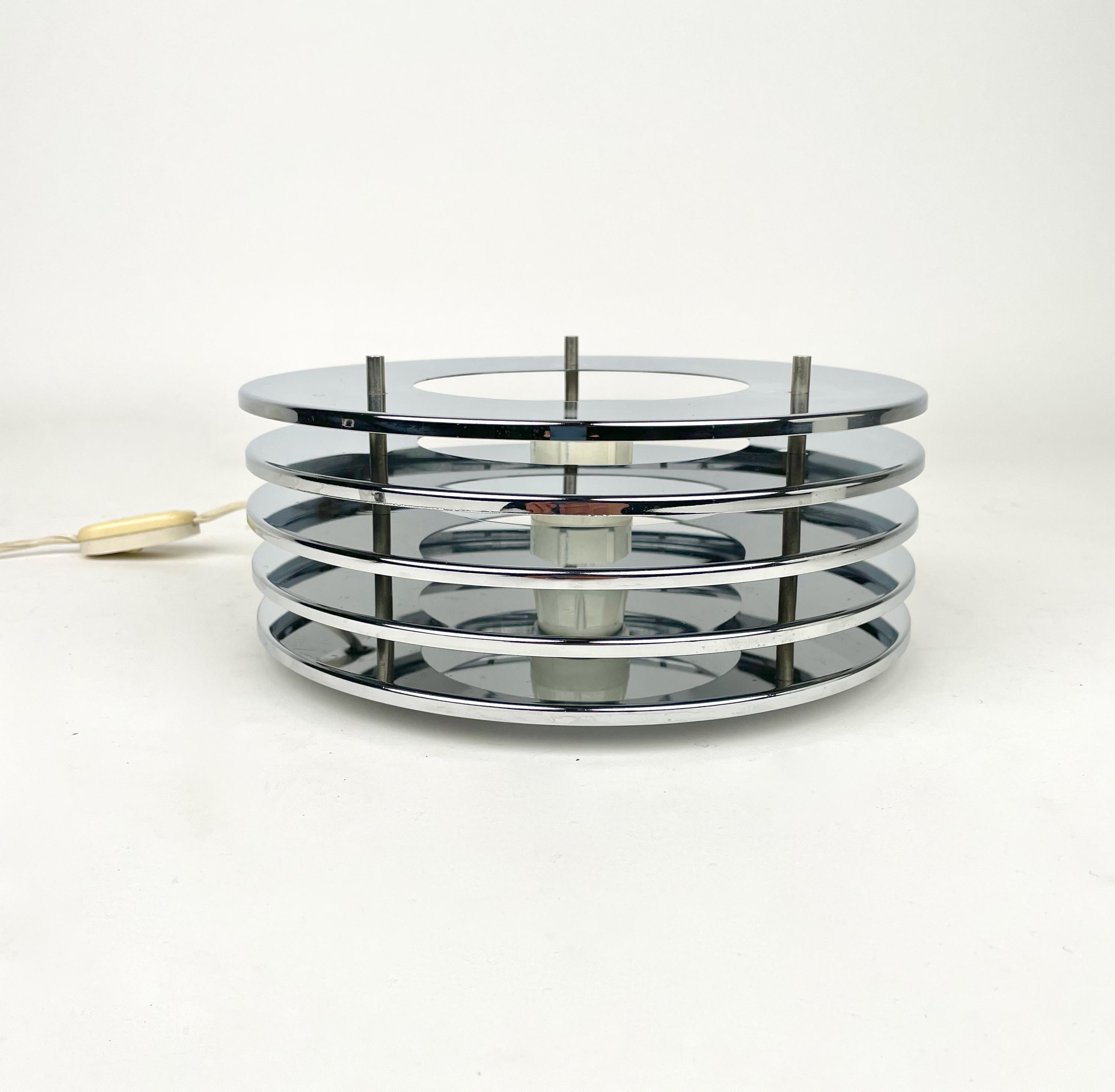 Metà XX secolo Lampada da tavolo Enrico Tronconi Cromo e vetro opalino, Italia, anni '60 in vendita