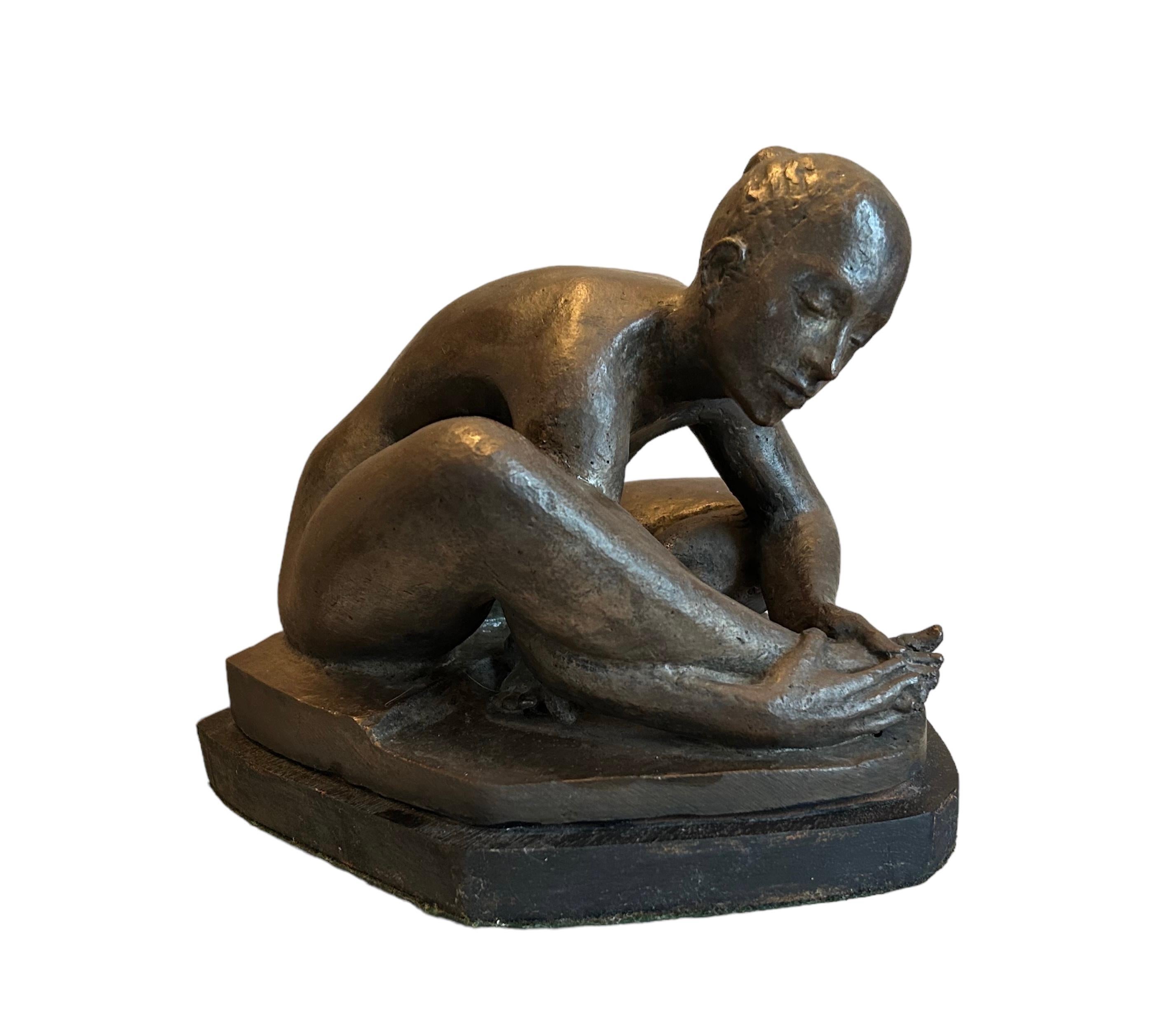 Enrique Alférez Nude Sculpture – Badegast