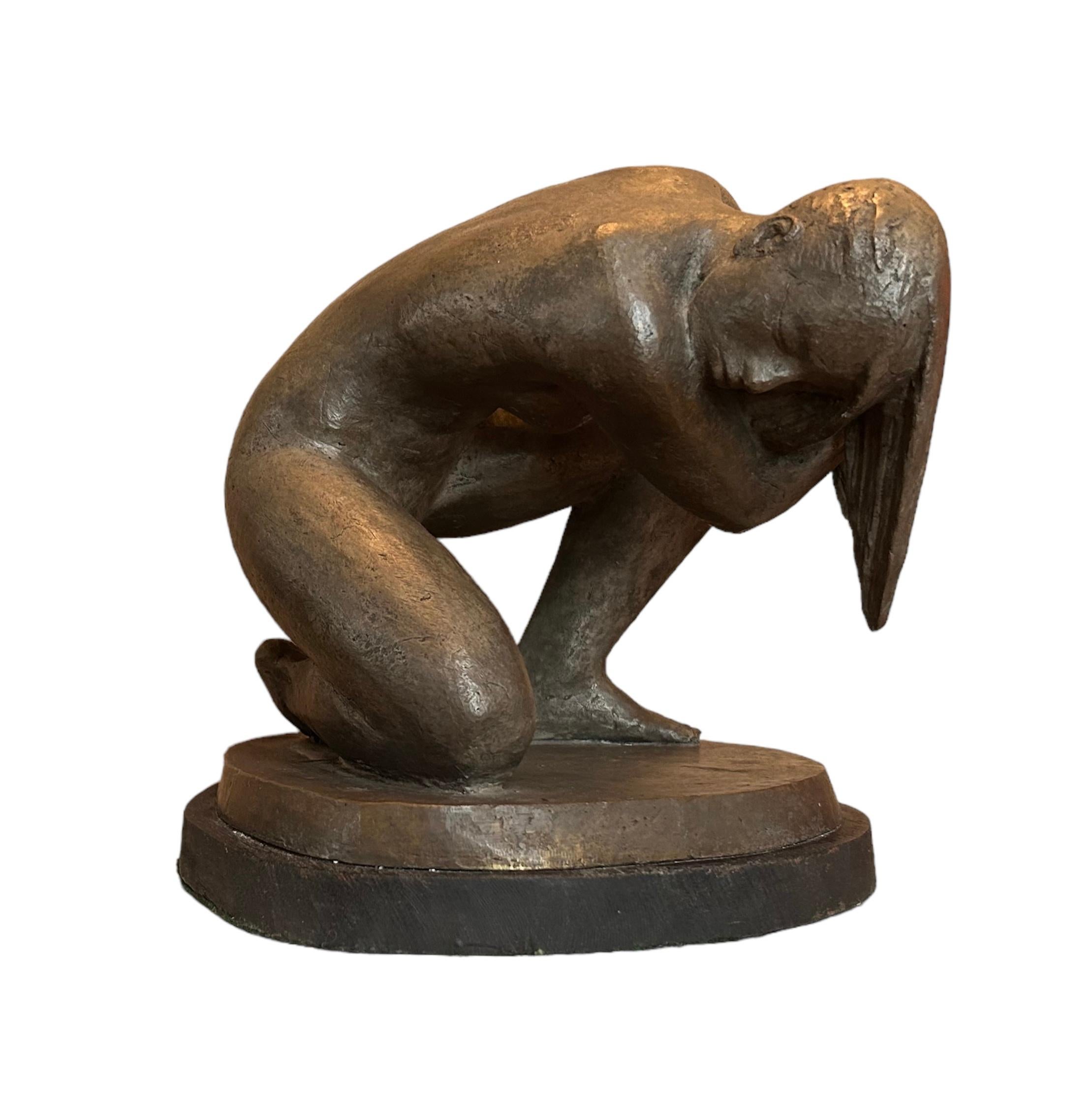 Nude Sculpture de Enrique Alférez - Bañista de rodillas Lavarse el pelo
