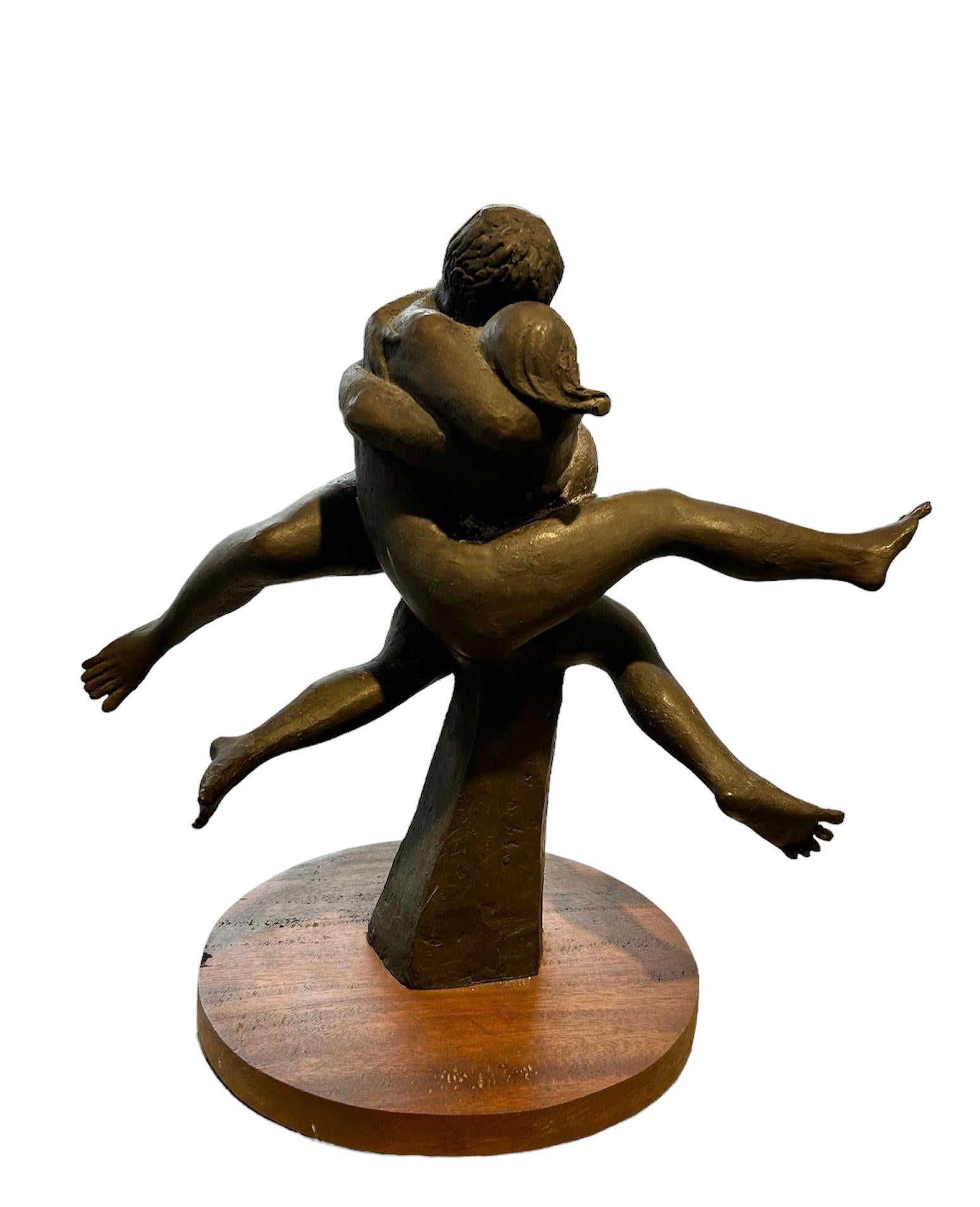 Enrique Alférez Nude Sculpture - Lovers #2