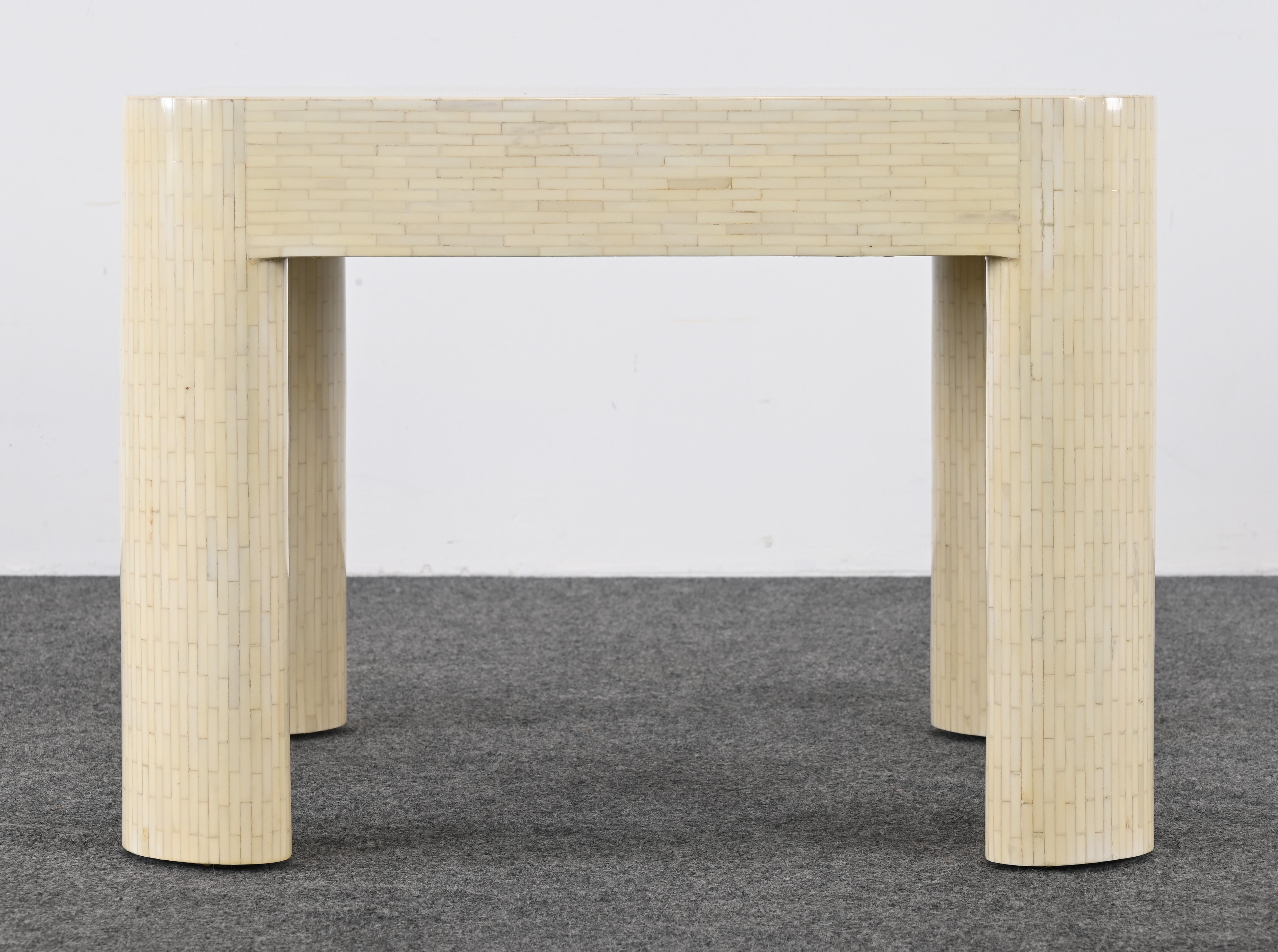 Enrique Garcel zugeschriebener mosaikartiger Knochentisch, 1980er Jahre (Moderne der Mitte des Jahrhunderts) im Angebot