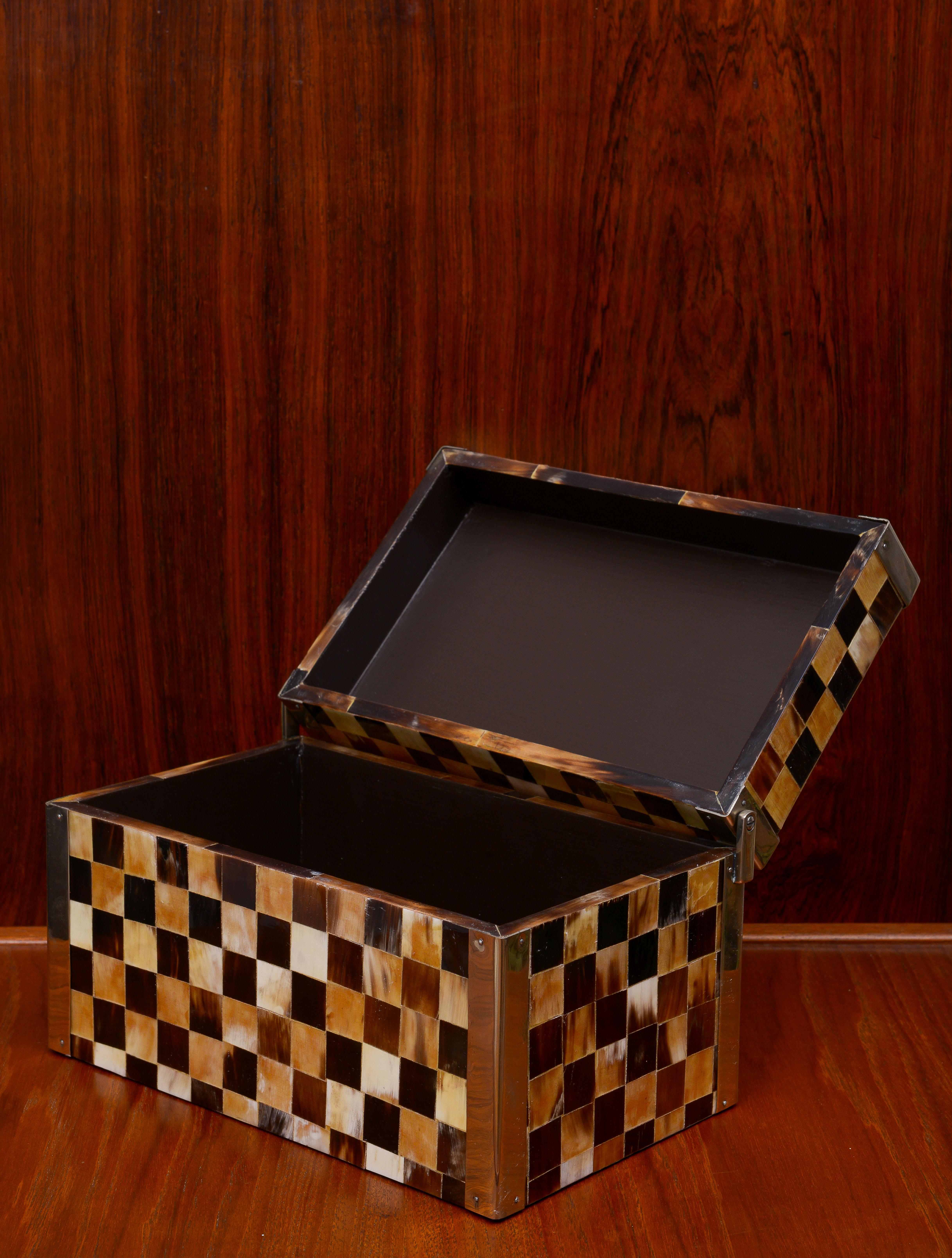 Enrique Garcel Colombian Tessellated Horn and Brass Decorative Box, 1980s For Sale 1