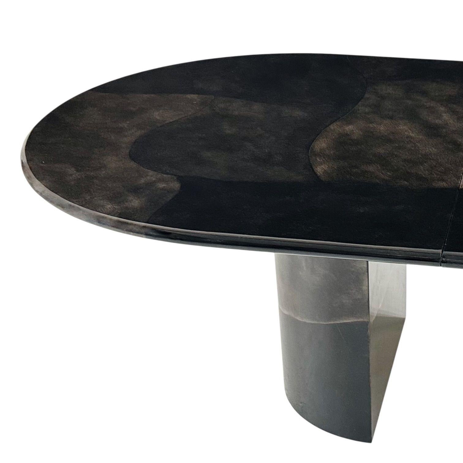 Enrique Garcel pour Jimeco Table de salle à manger en cuir de chèvre noir, 1970 Bon état - En vente à Chicago, IL