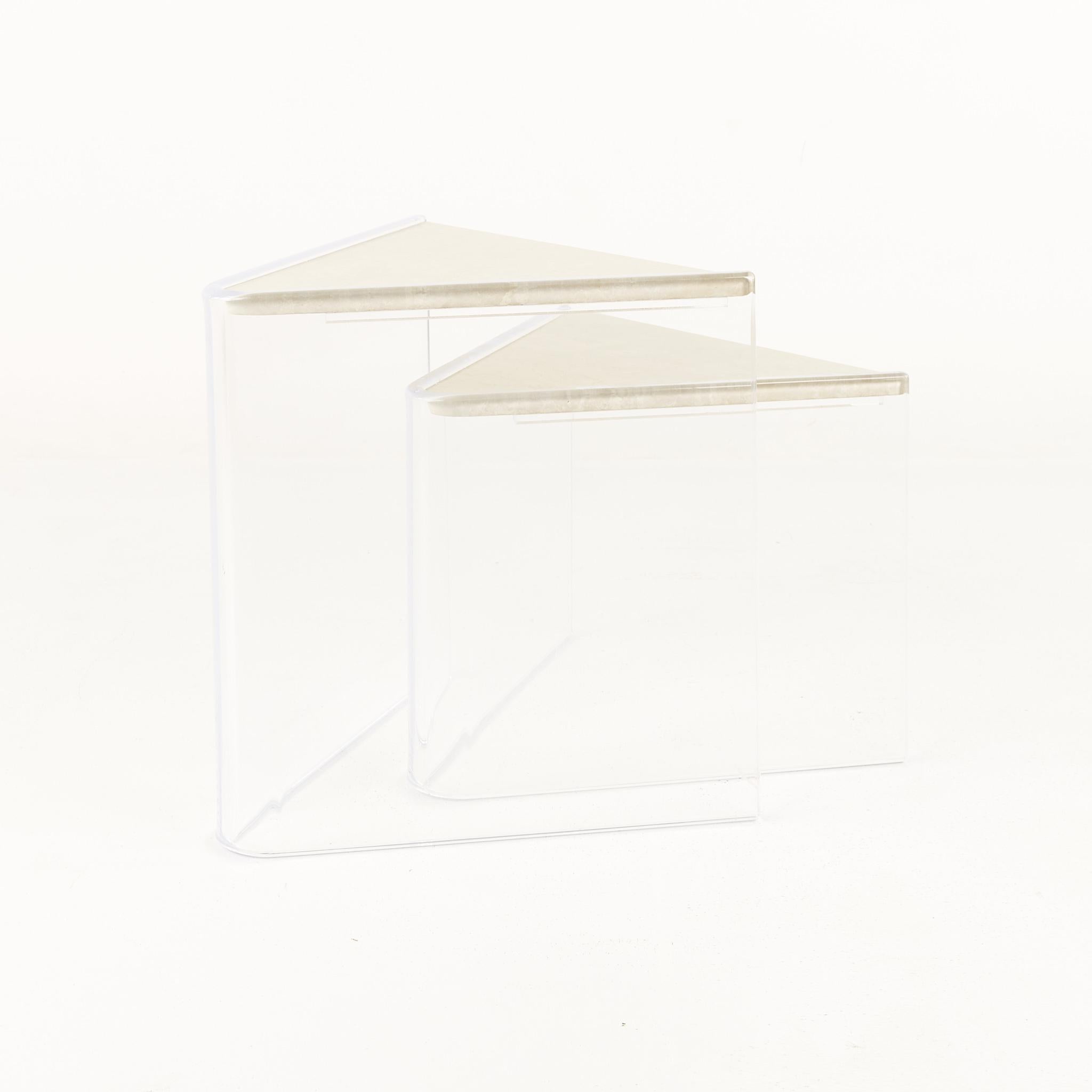 Enrique Garcel MCM Lucite Travertine Marble 2 Piece Triangular Nesting Tables In Good Condition In Countryside, IL