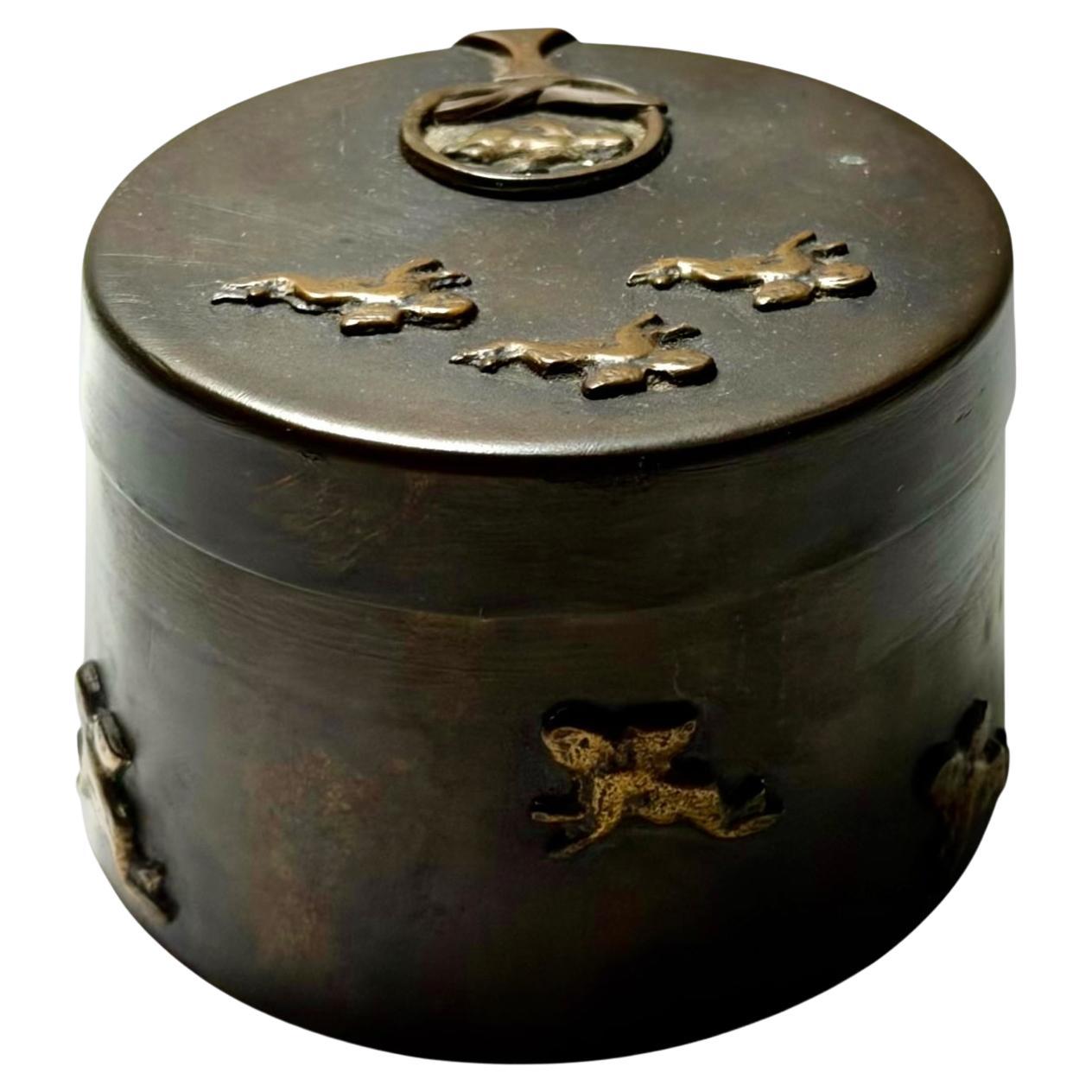 Enrique Zavalo Round Box