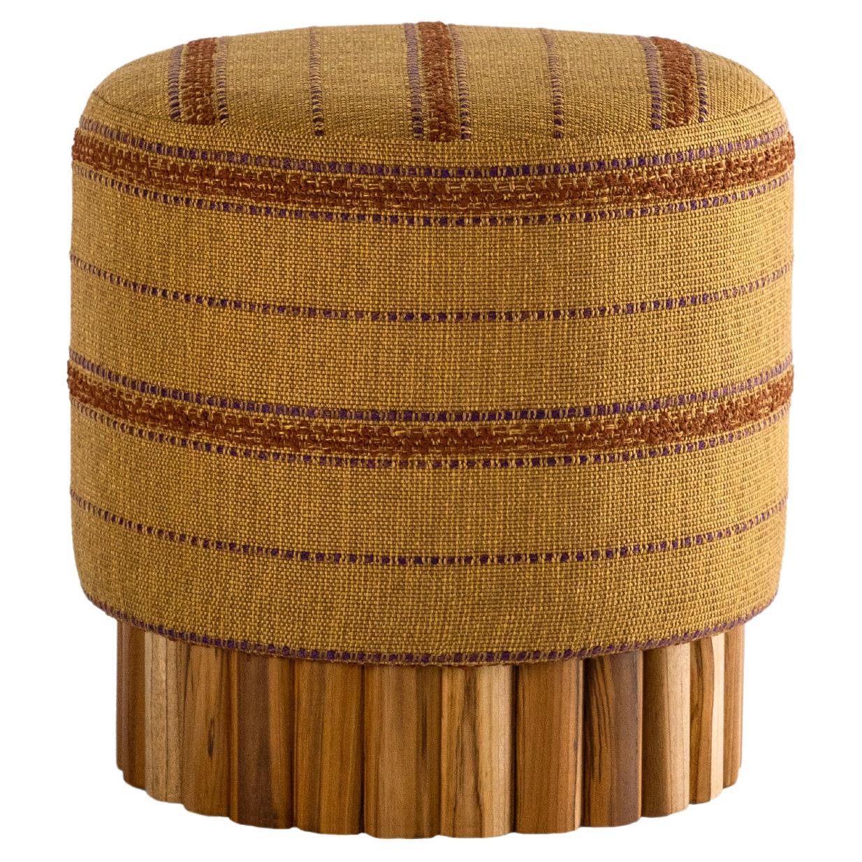 Ensamble Pouf in Acosta Mendoza 138-22 Horizontal