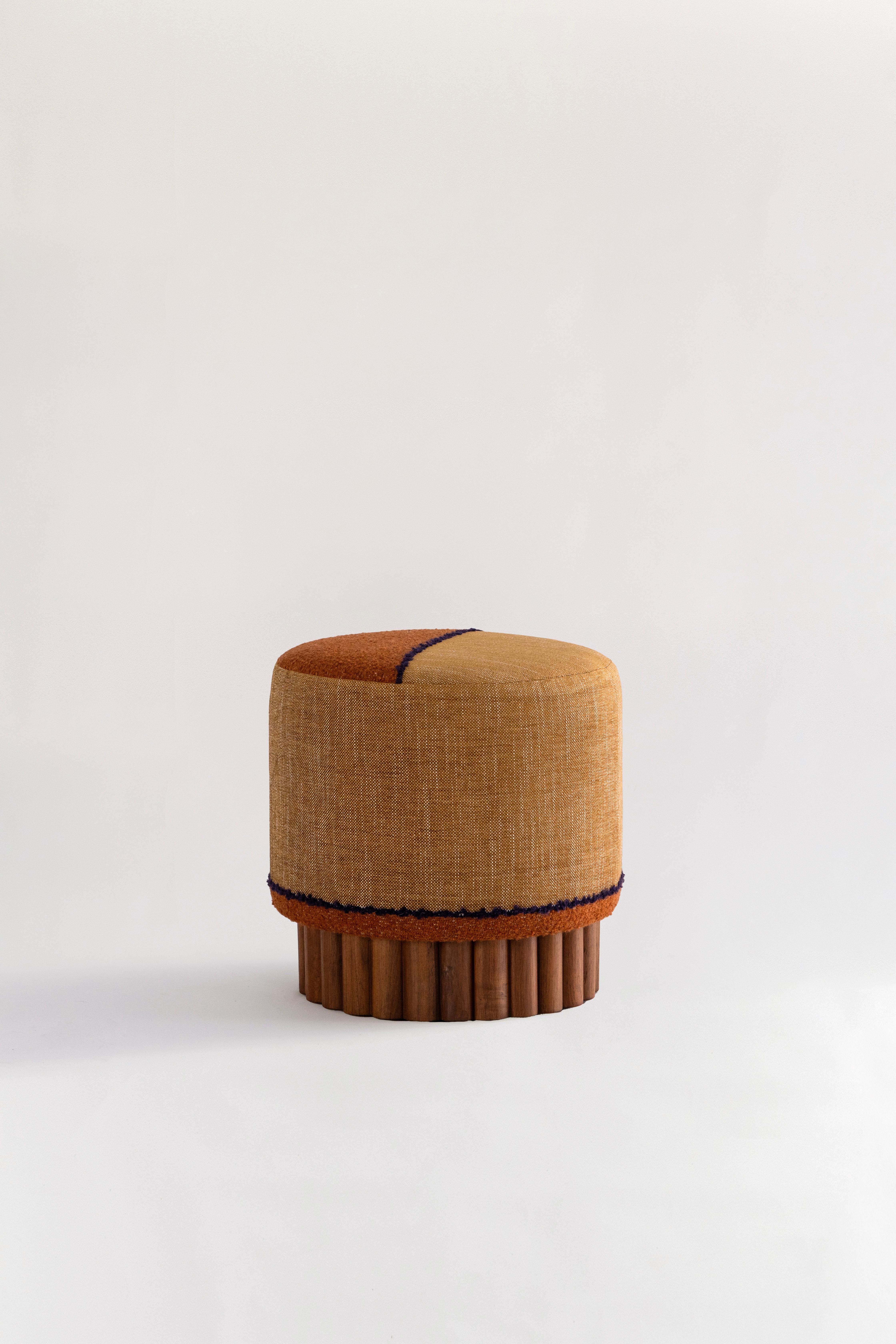 Minimalismo Pouf Ensamble in  Levante 346-35 in vendita