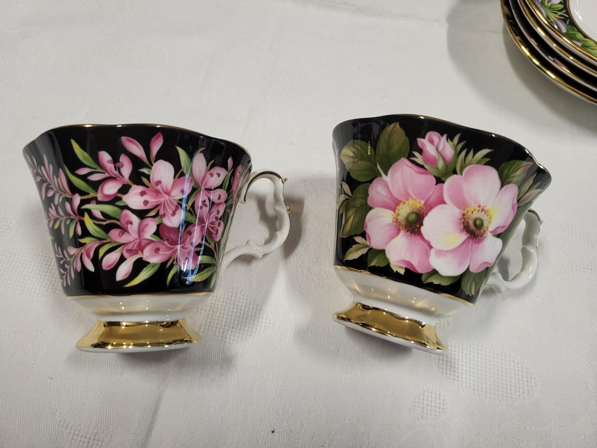 Ensemble à thé Royal Albert Provincial Flowers porcelaine England 1975 (8pièces) in vendita 5