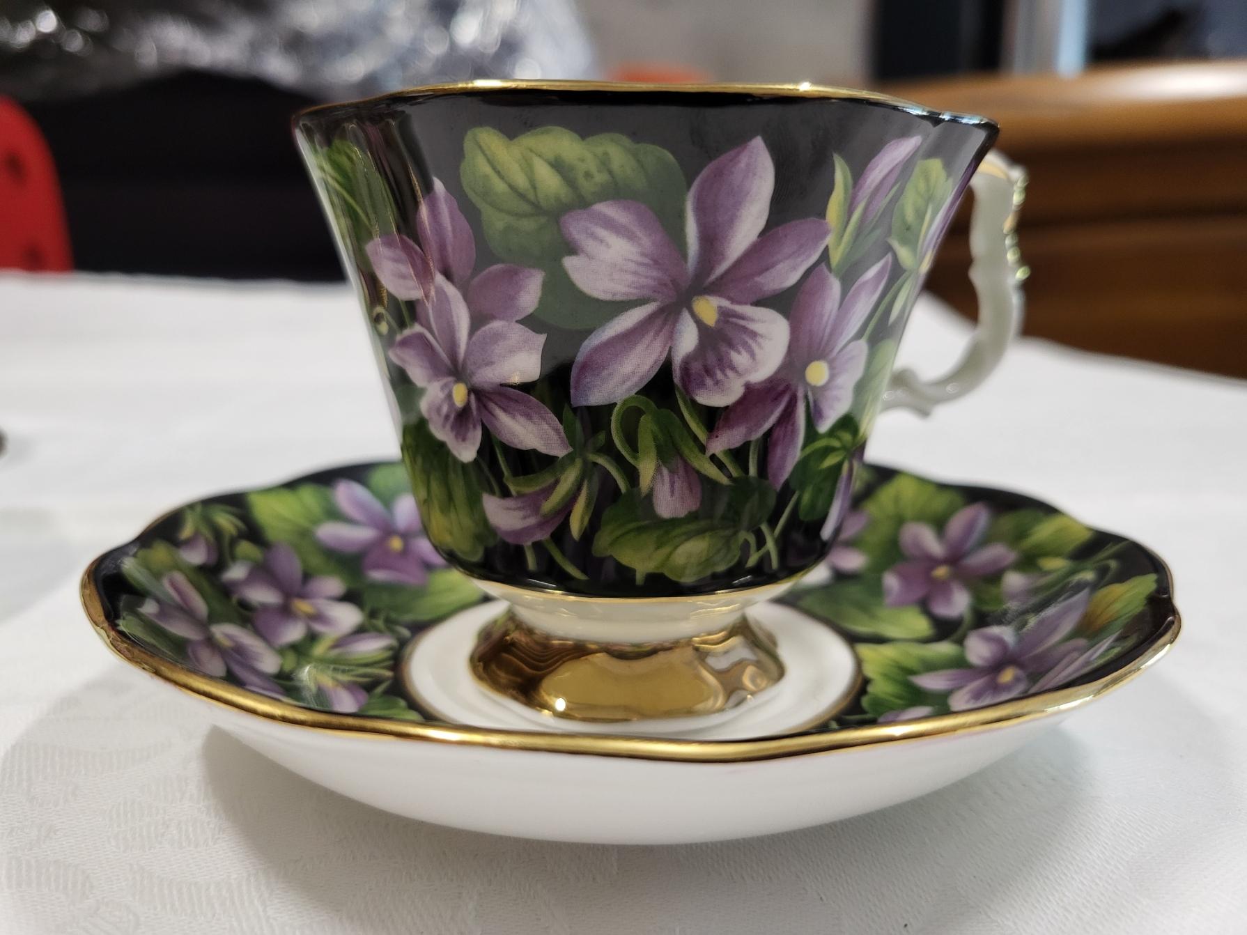 Inglese Ensemble �à thé Royal Albert Provincial Flowers porcelaine England 1975 (8pièces) in vendita