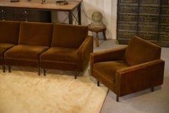 Ensemble canapé et 2 fauteuils en velours marron 1960's