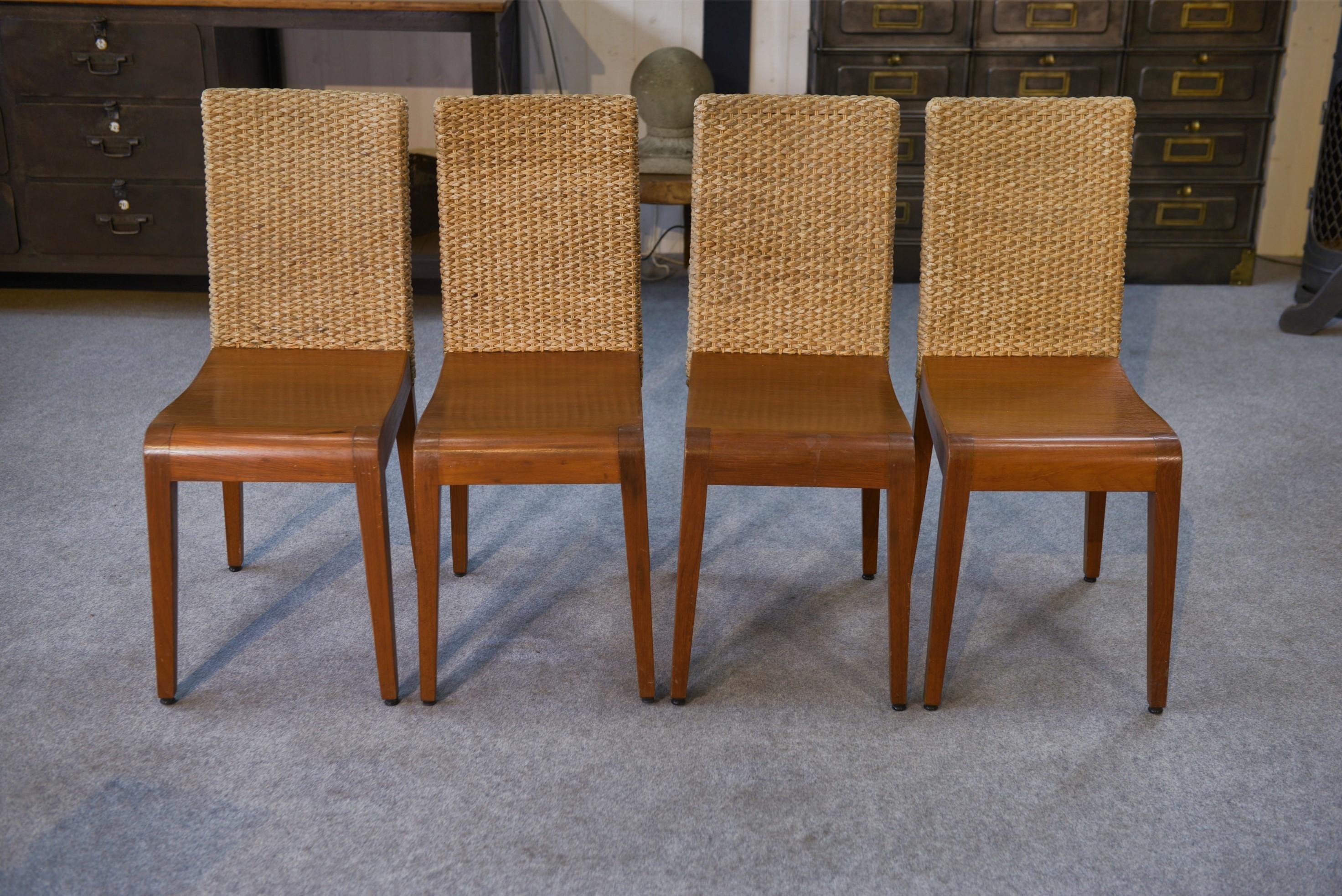 Thai Ensemble de 4 chaises éditées par Yothaka For Sale