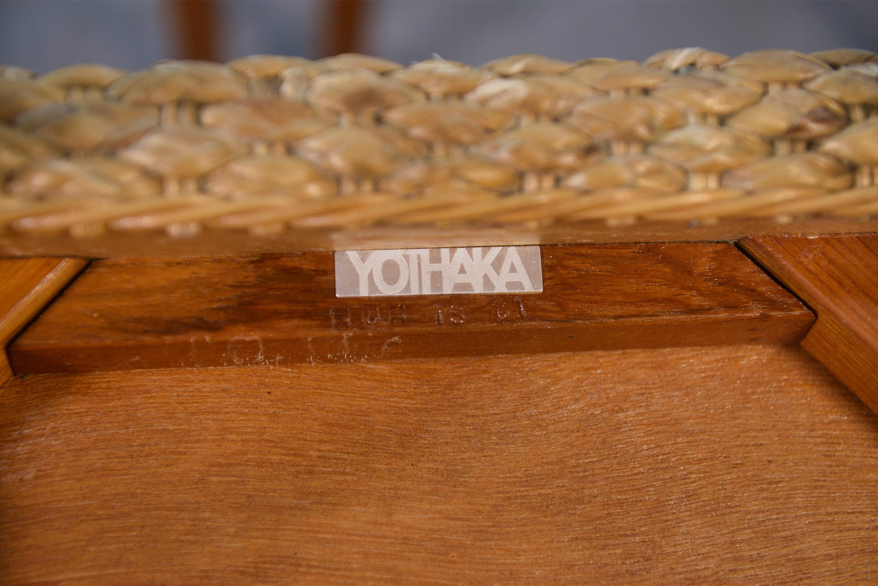 Ensemble de 4 chaises éditées par Yothaka For Sale 2