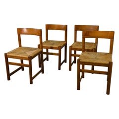 Ensemble di 4 chaises en orme massif dans le goût Maison Regain 1960's