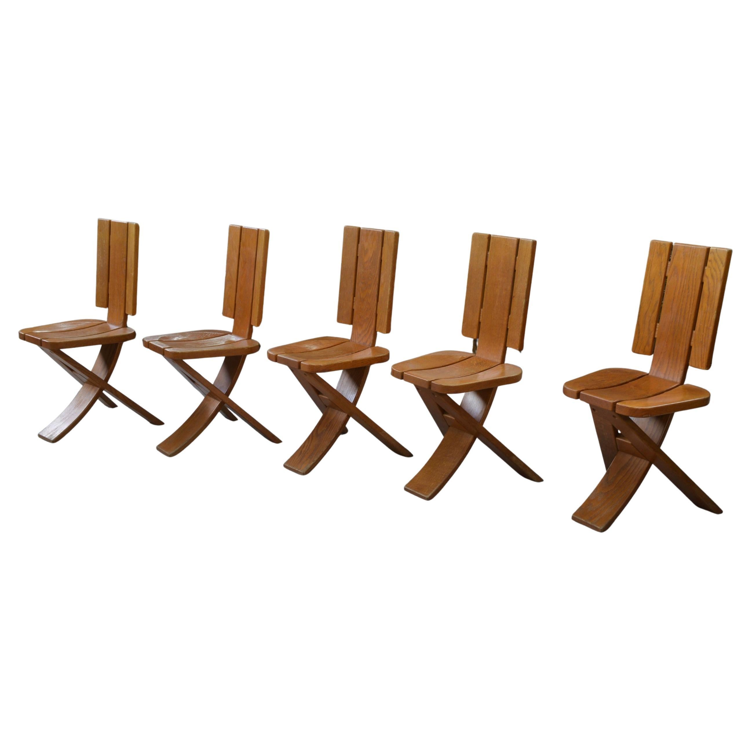 Ensemble di 5 sedie in legno massiccio della manifattura di Seltz degli anni '70