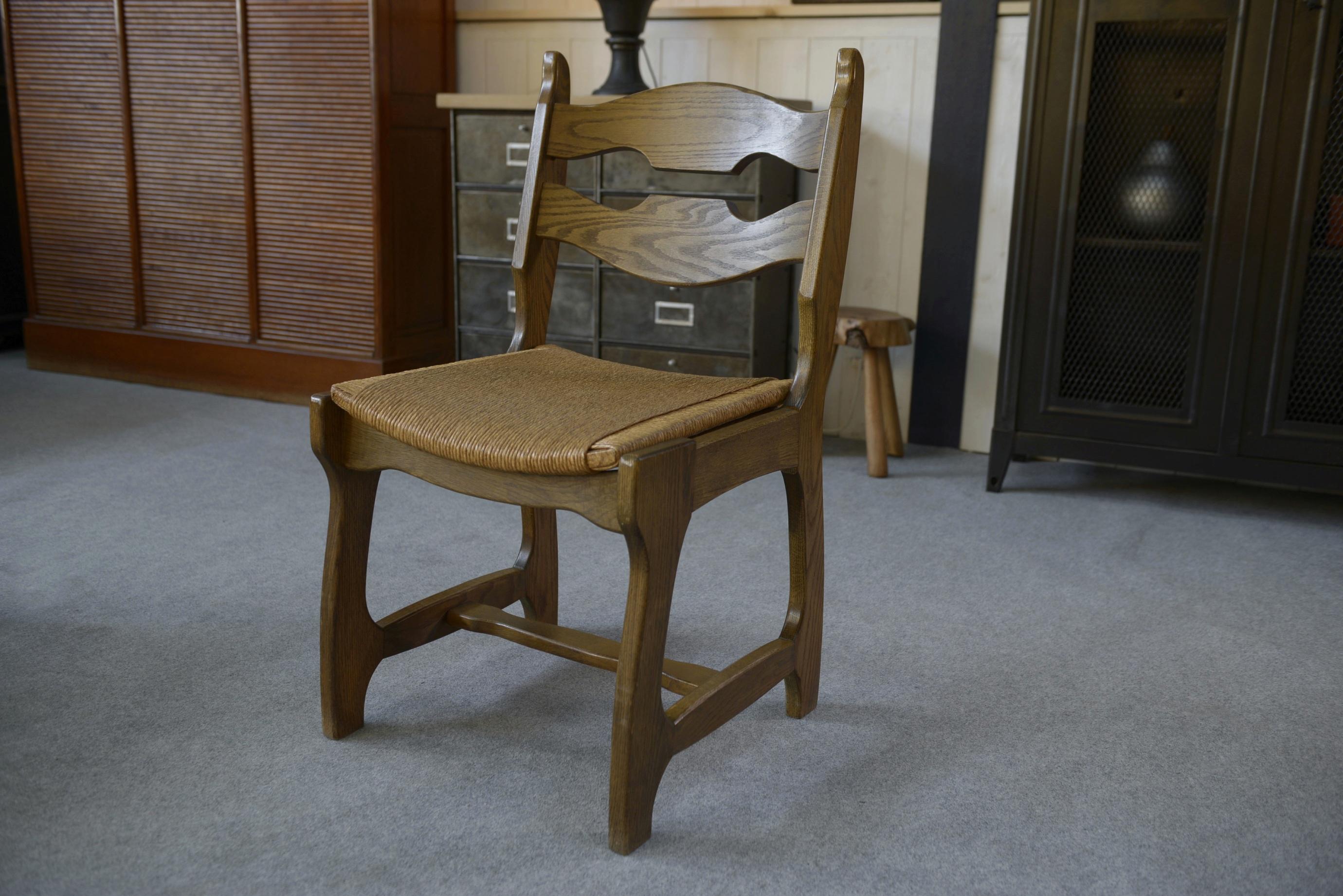 Ensemble di 6 chaises assise en jonc e dossier en échelle Guillerme et Chambron in vendita 4
