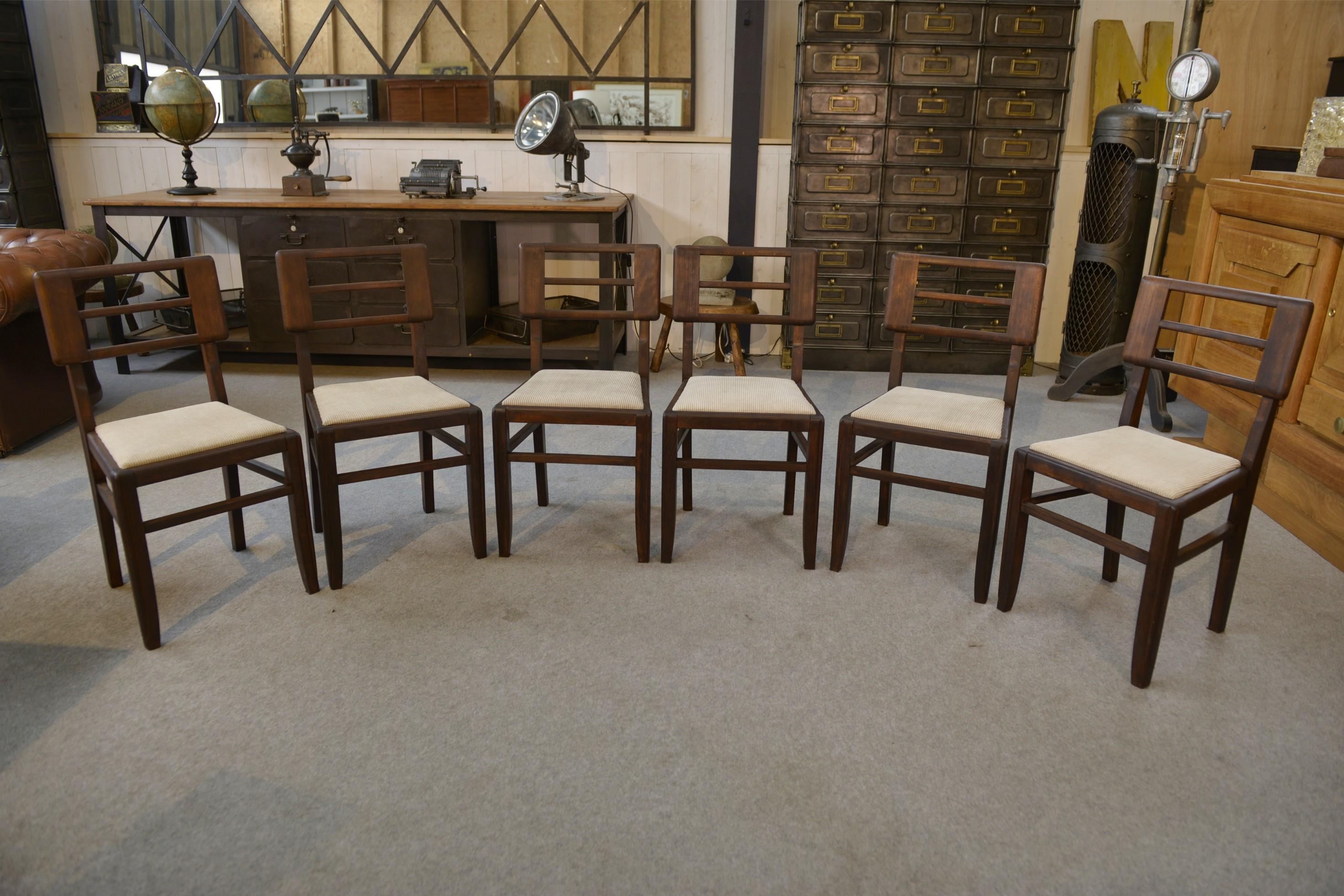 Ensemble de 6 chaises par Pierre Cruege 1960's In condizioni buone in vendita a TOURCOING, FR
