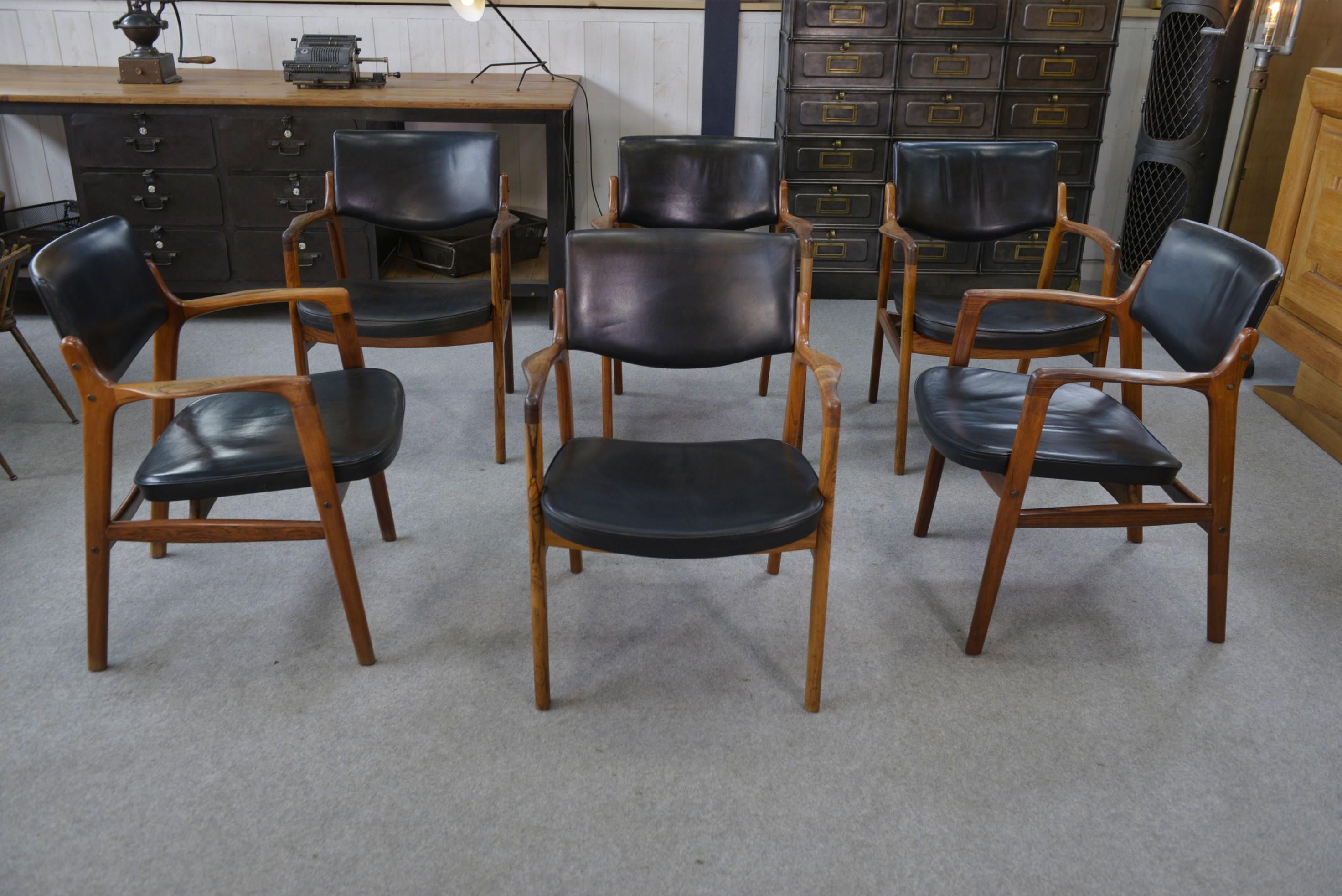 Ensemble de 6 fauteuils scandinaves en cuir et palissandre par Gondo Gravesen For Sale 5