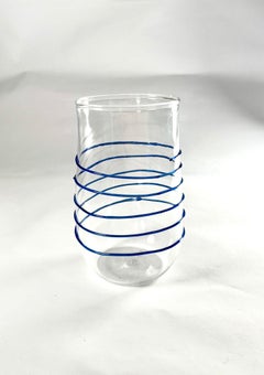 Ensemble di 6 grandi verri ad acqua in vetro bianco con spirale blu