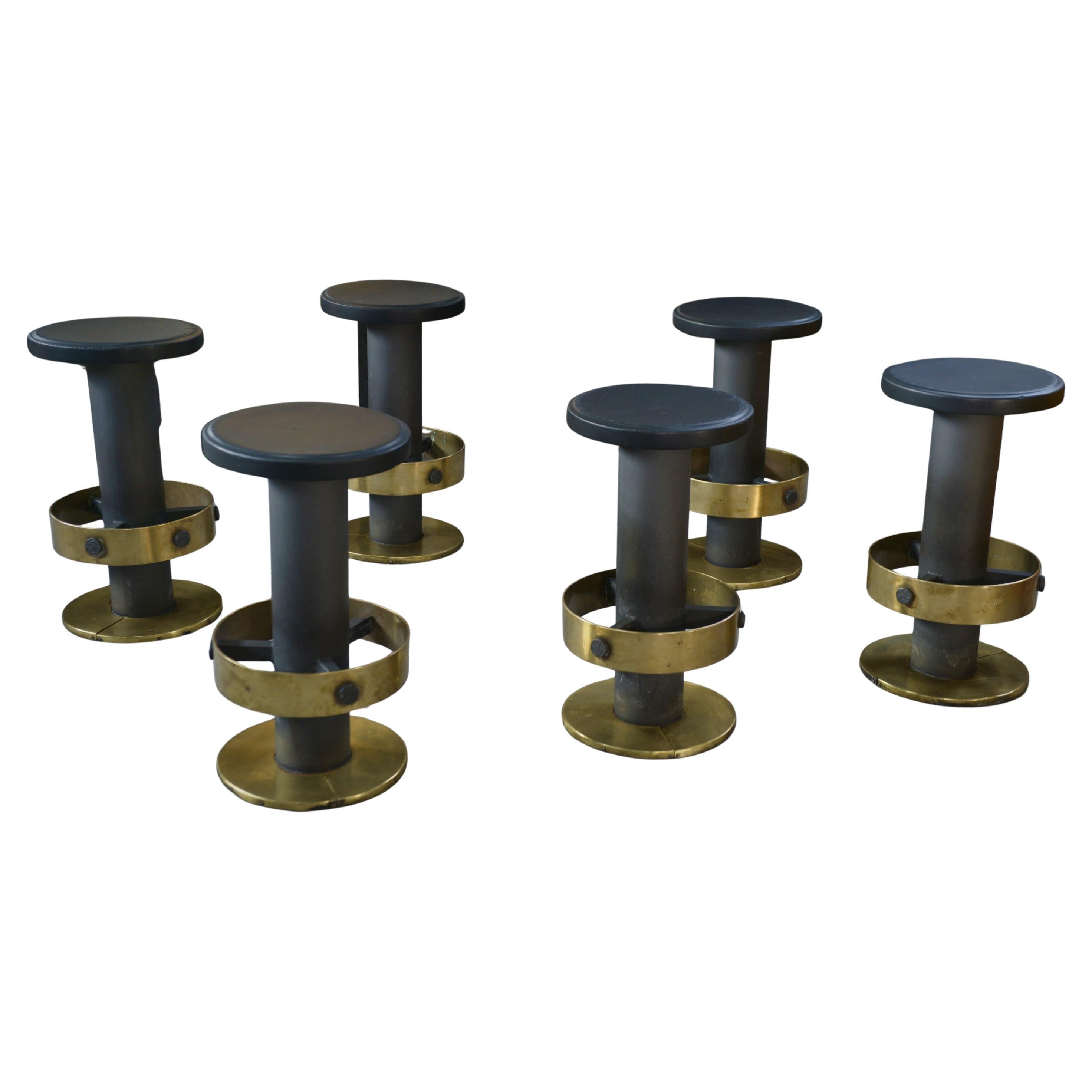 Ensemble de 6 tabourets en acier et laiton 1980's