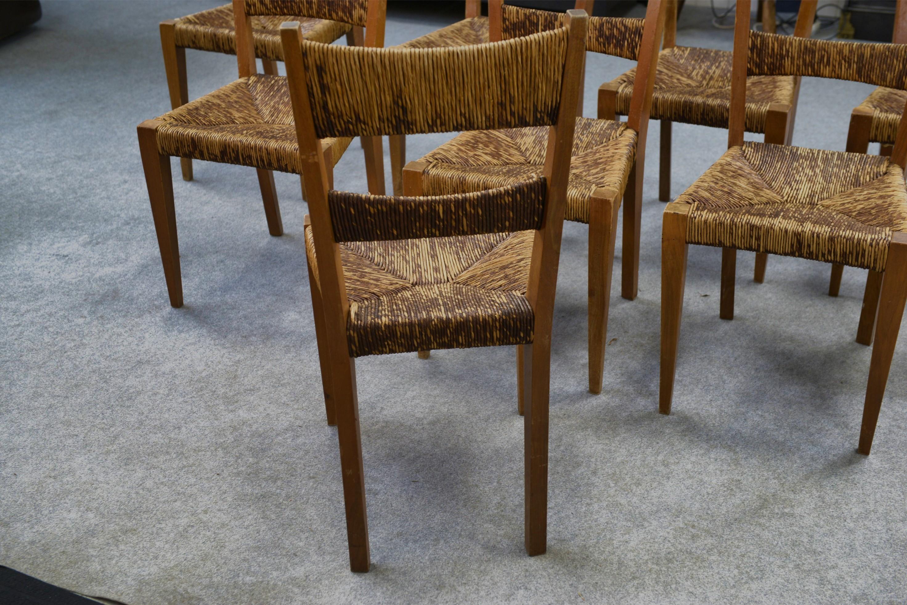 Faggio Ensemble di 8 chaises dans le goût de Geneviève Pons anni '50 in vendita