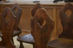 Ensemble de 8 chaises monastère 1950's