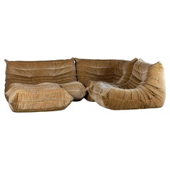 Ensemble de canapés Togo velours beige de Michel Ducaroy, LIGNE ROSET