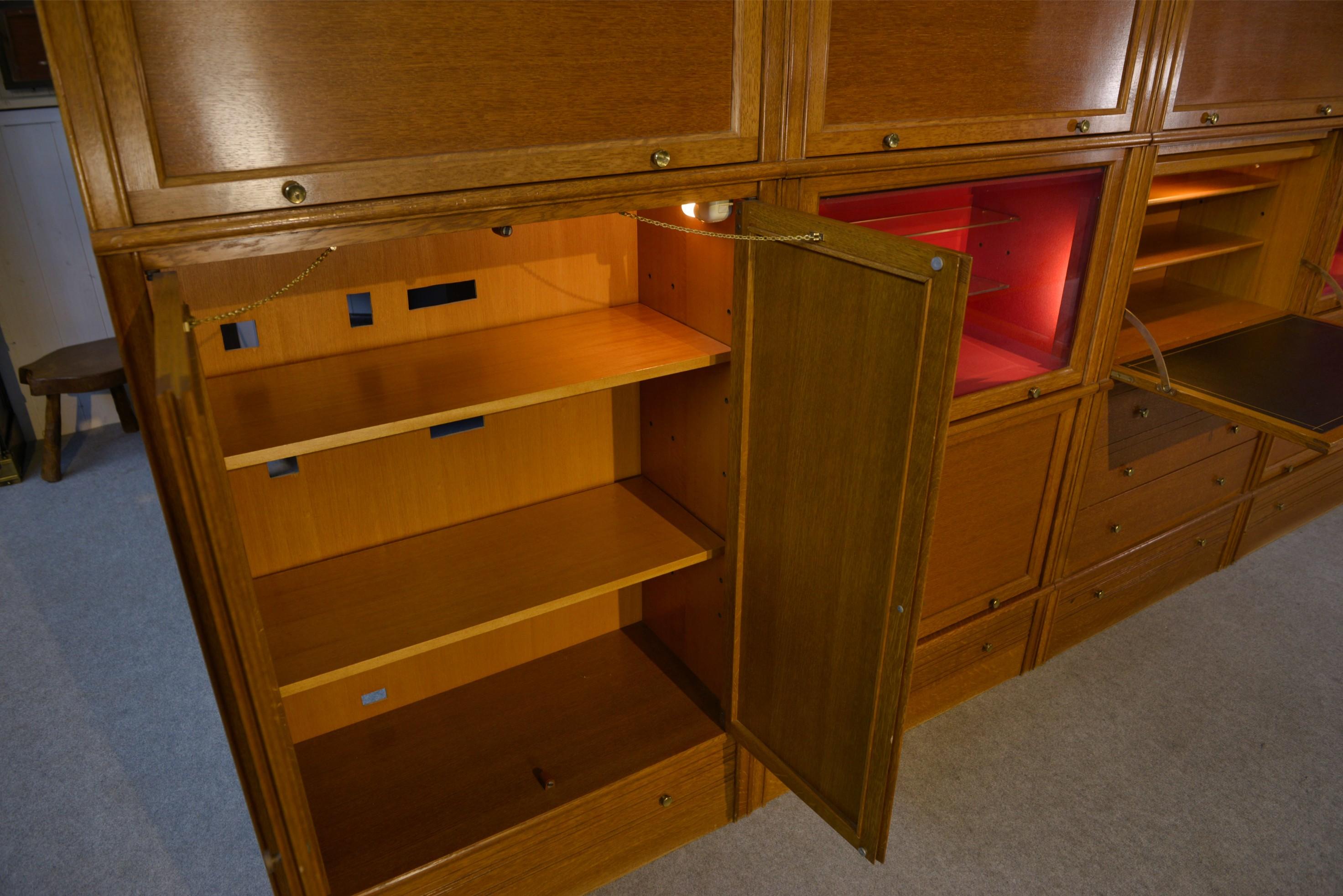 Ensemble meubles modulables par Martin Dupuis en chêne clair 1960 For Sale 12