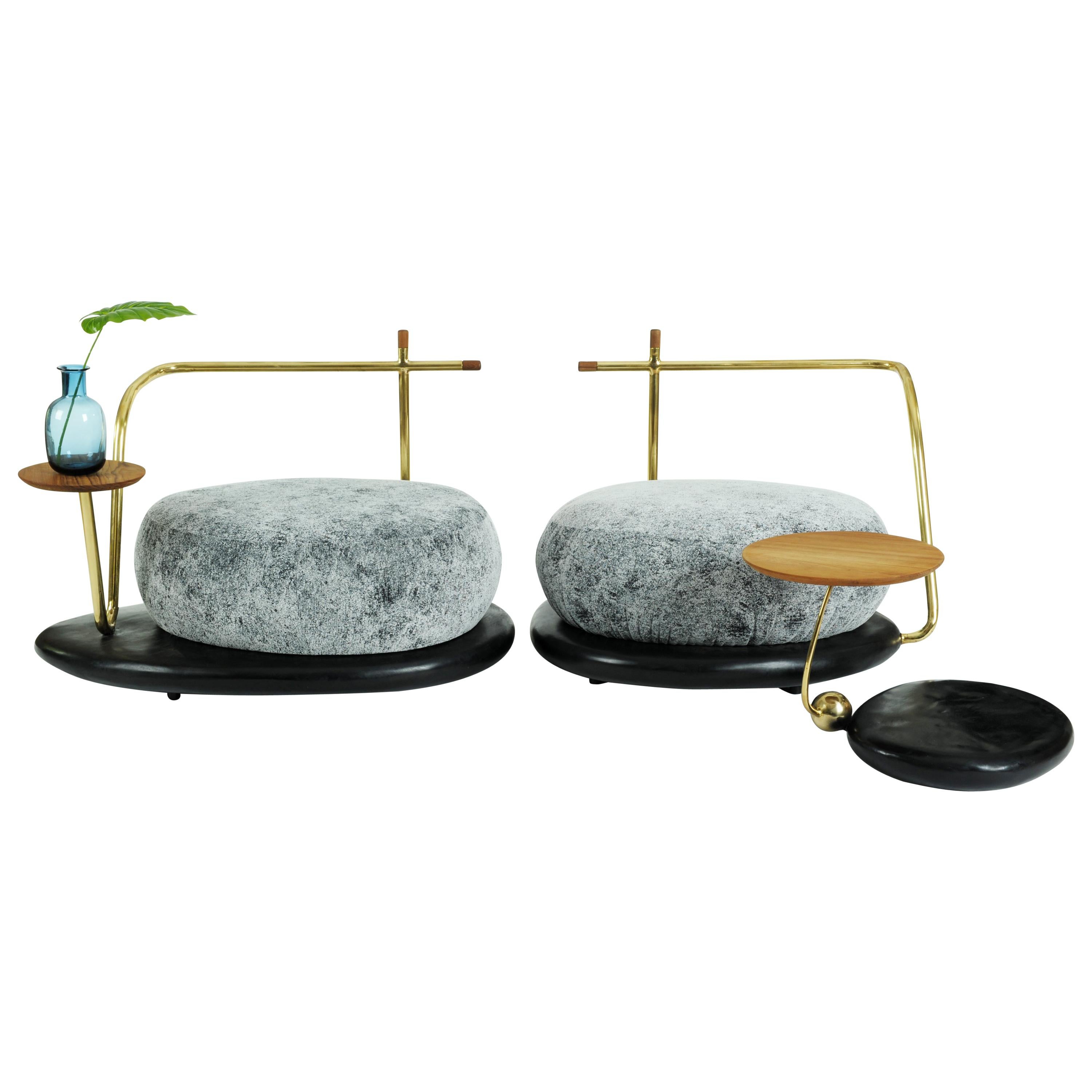 Ensemble of Grey Zen Pouffes and coffee table - Misaya
Hand-sculpted Pouffe
Materials: Brass, teak, wood.
Dimensions:
A. 106 x 68 x 72 cm
B. 90 x 72 x 72 cm.
Table: 38 x 48 x 38 cm.
 