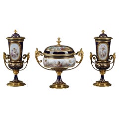 Antique Ensemble of Sèvres Porcelain Decorated with Putti