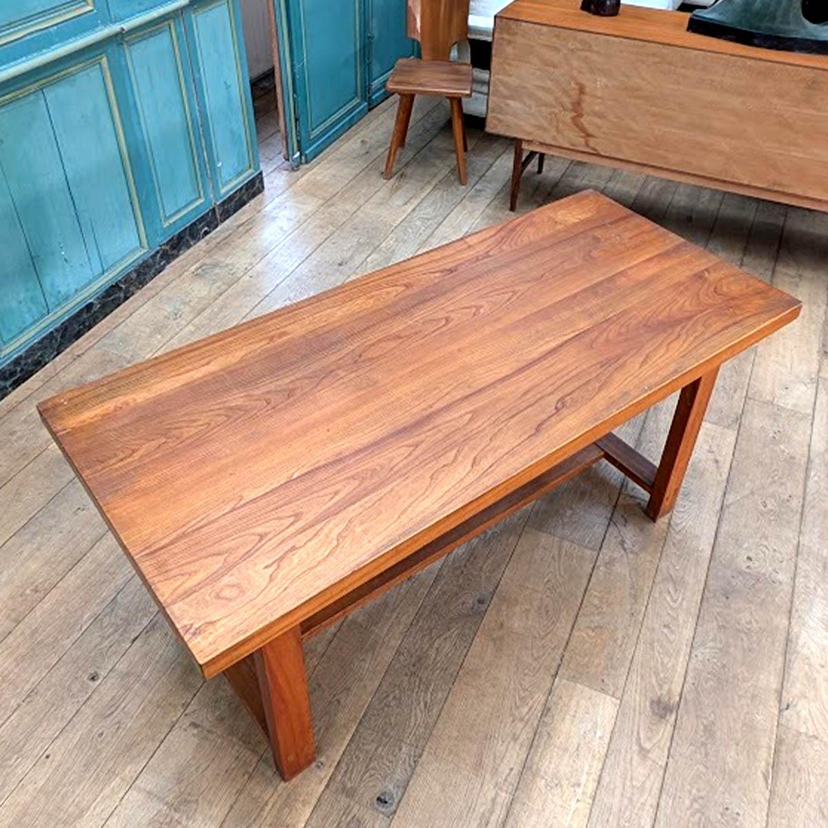 Ensemble Pierre Chapo, 6 chaises S28, Table T01D et paire de tabouret For Sale 1