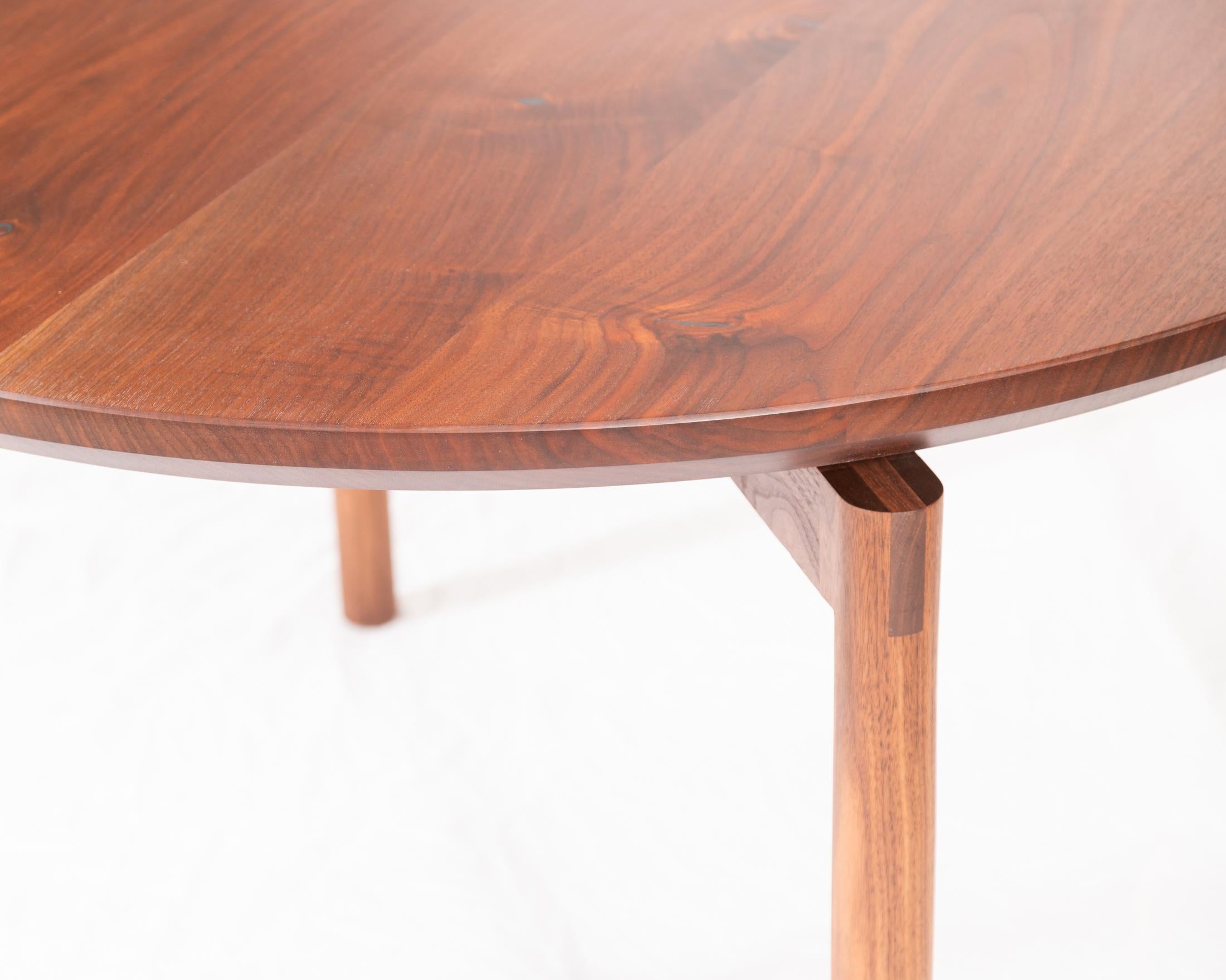 Anglo-Japanese Enso Table, Walnut Dining Table with Knife-Edge and Exposed Joinery For Sale