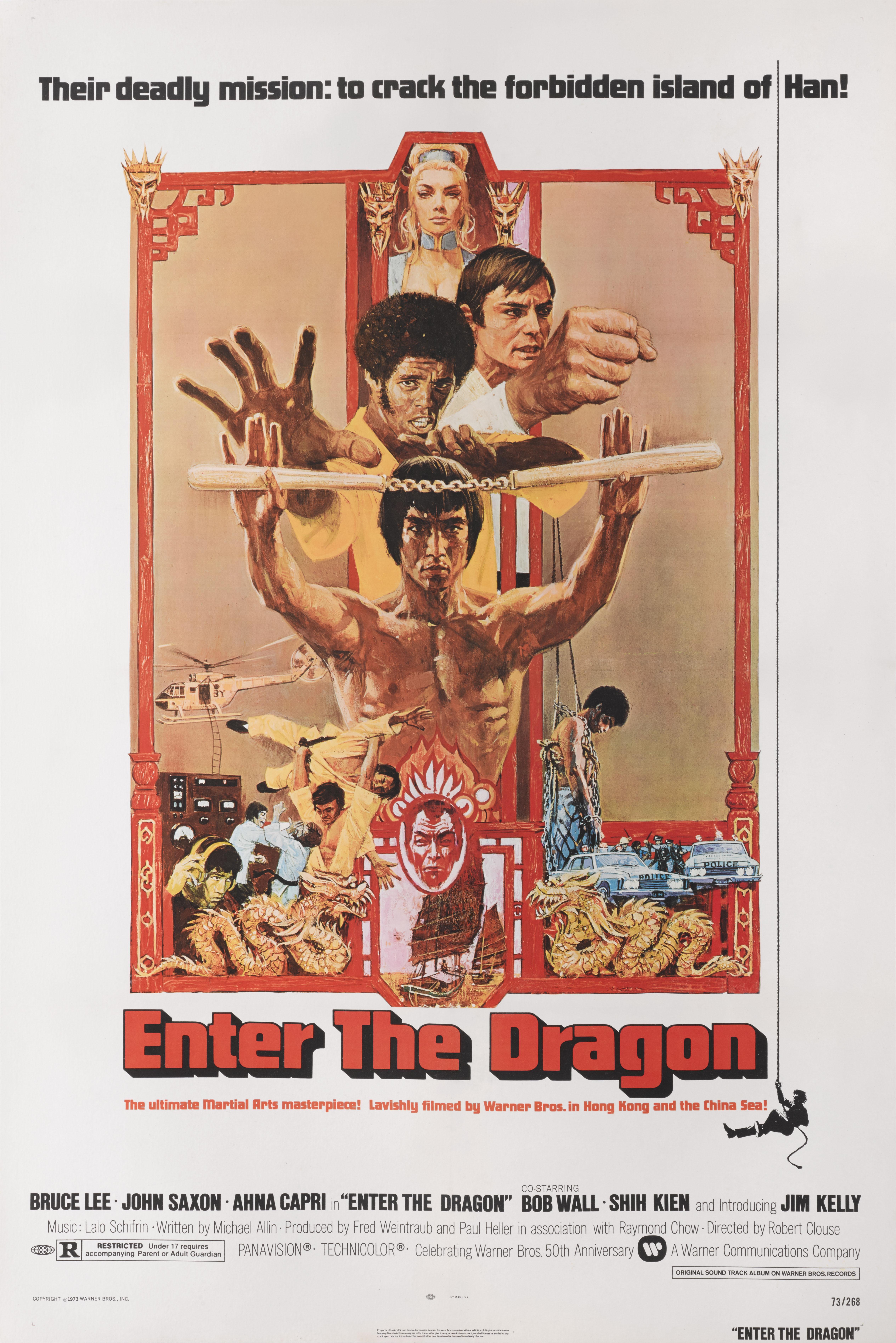 Originales amerikanisches Filmplakat für den legendären Kampfsportfilm Bruce Lee von 1973 mit Bruce Lee, John Saxon und Jim Kelly in den Hauptrollen und unter der Regie von Robert Clouse. 

Dieses Plakat ist Erhaltung Leinen zurück und es würde in
