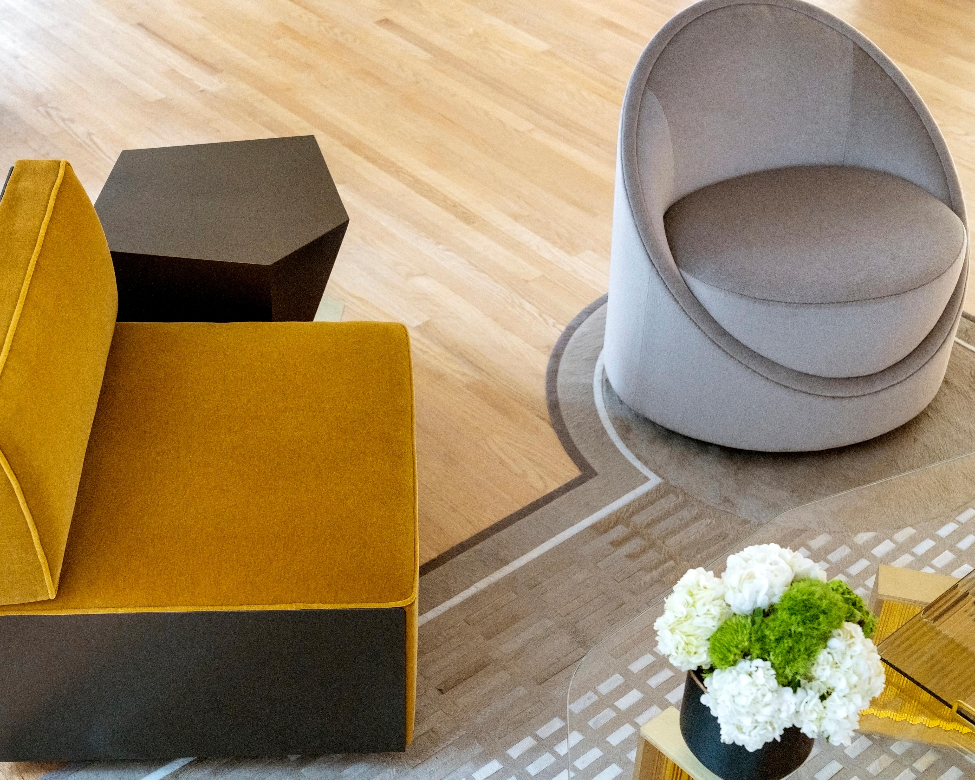 Entoure Chair, Bronze Upholstered Mohair Lounge Chair Neuf - En vente à Houston, TX
