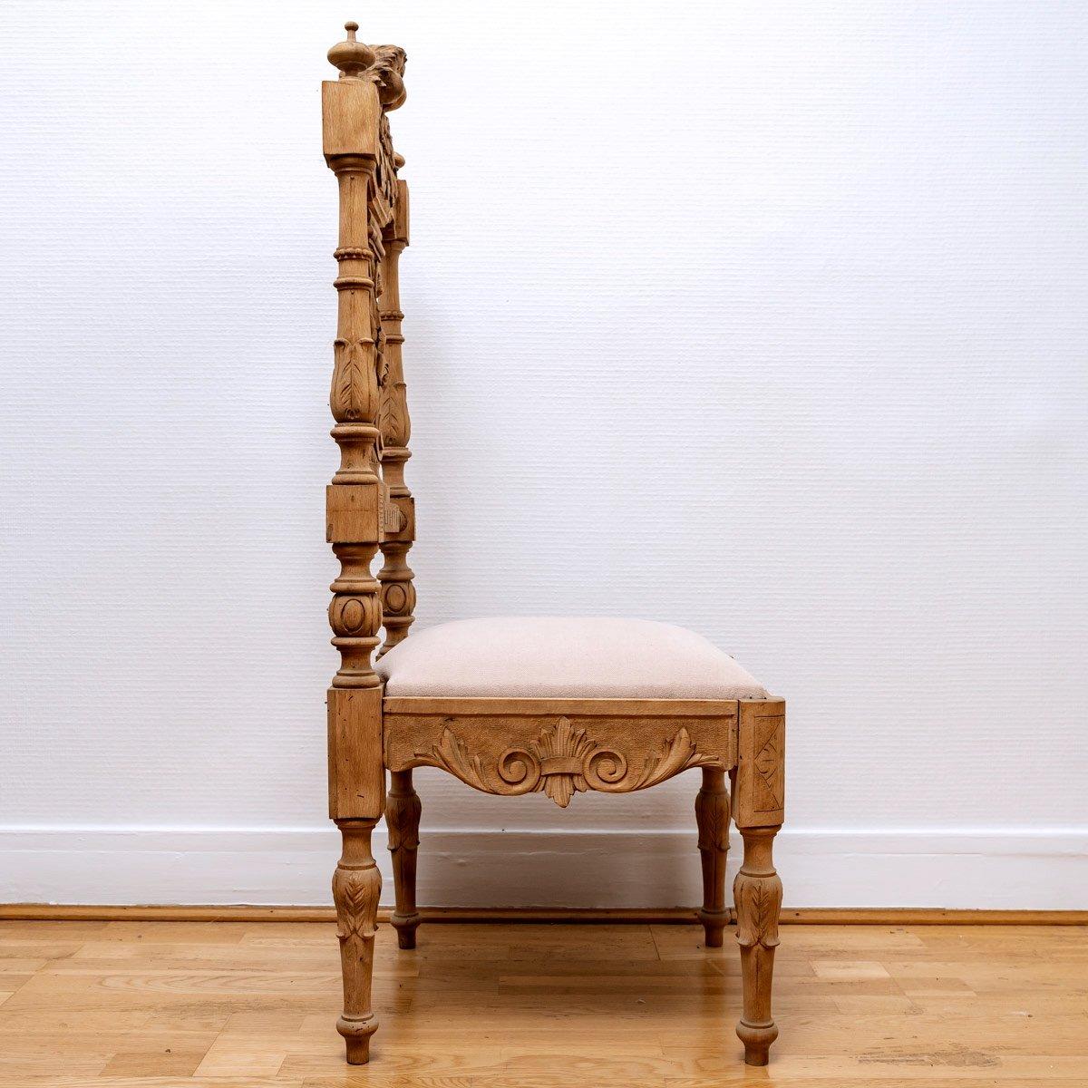 Entrance Chair - Solid Walnut - Au Putti Decor - Neo-renaissance - Period: XIXth For Sale 2