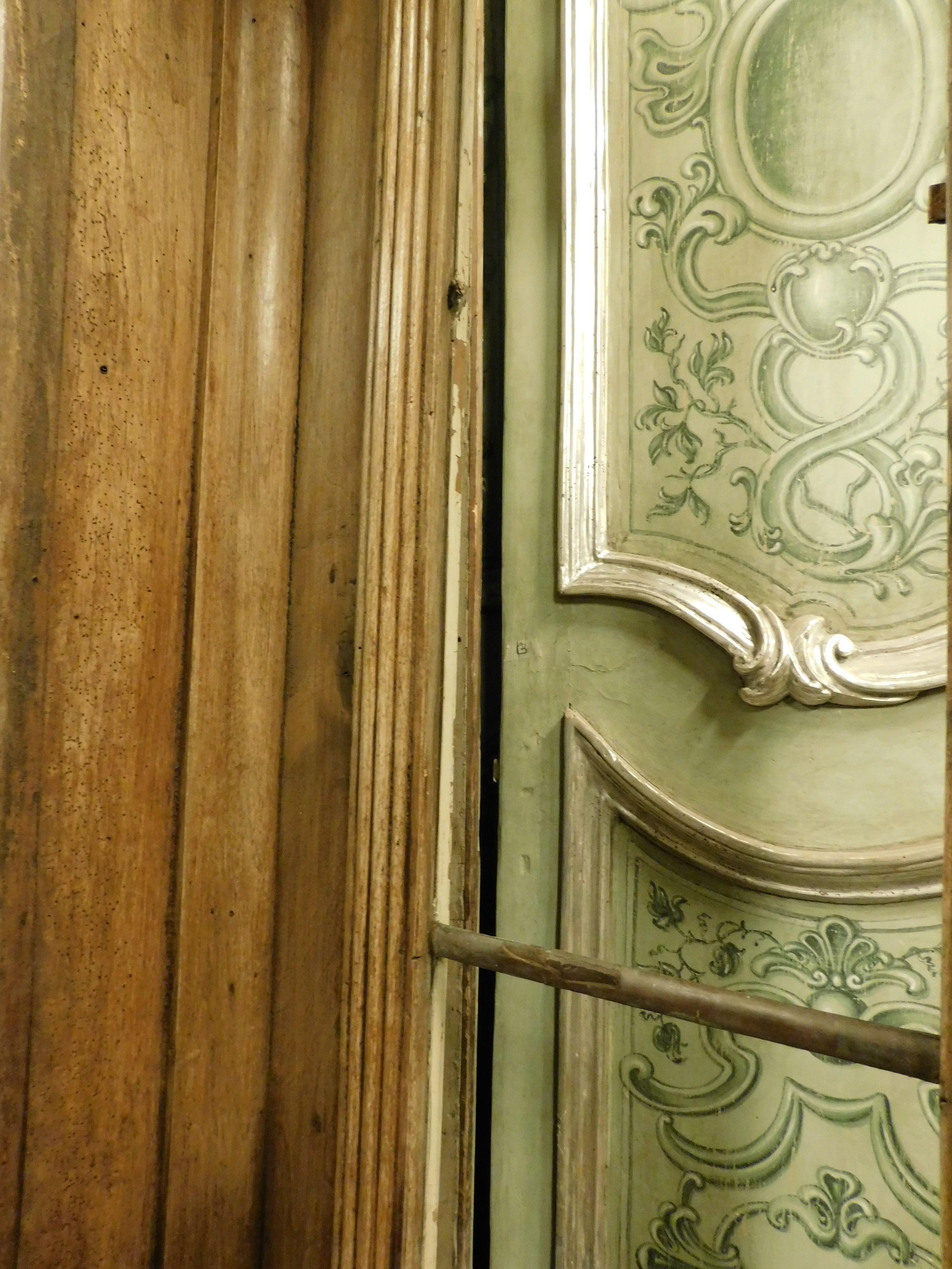 Porte d'entrée, porte de magasin en verre en noyer, Italie en vente 3