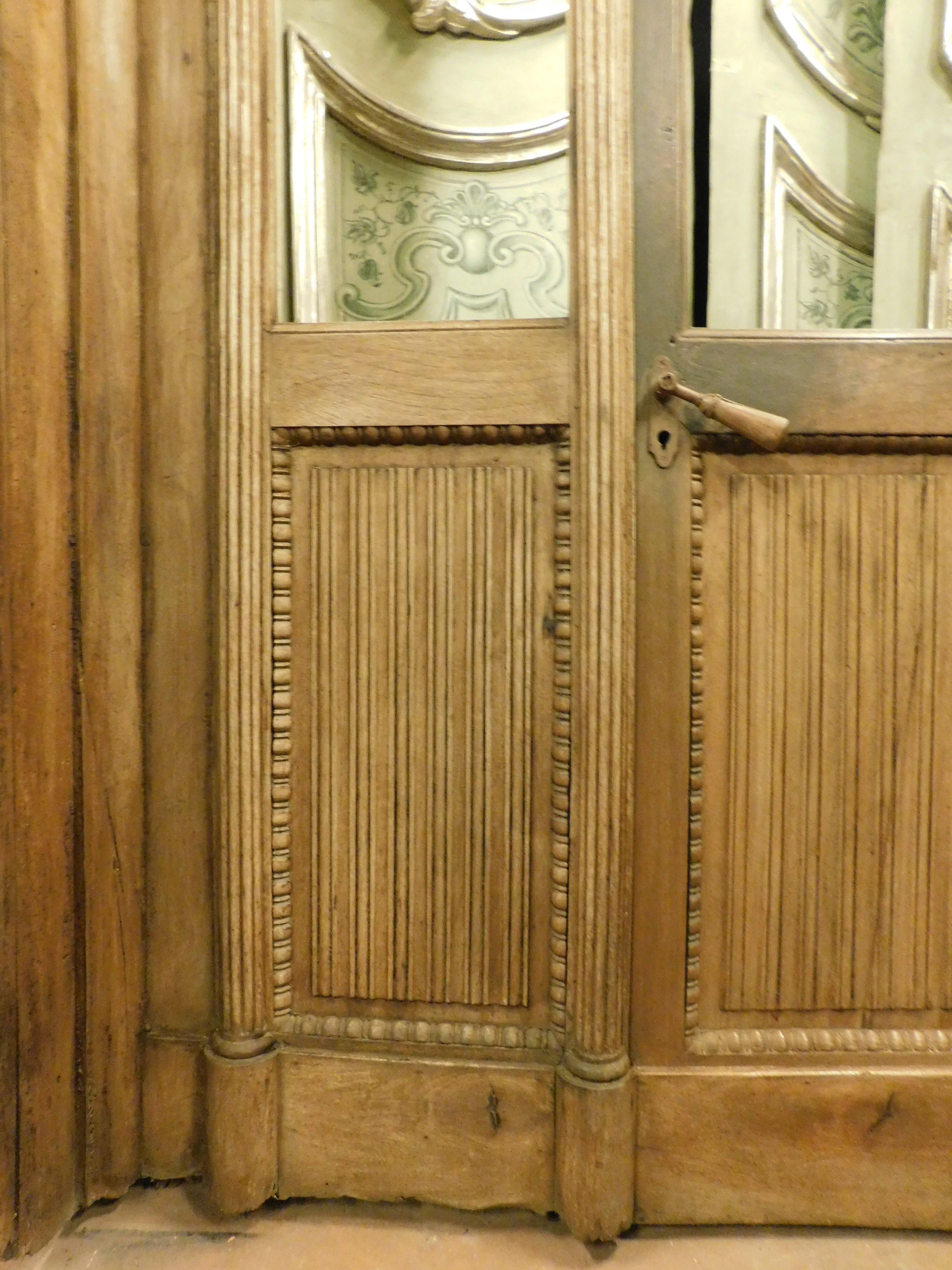 XIXe siècle Porte d'entrée, porte de magasin en verre en noyer, Italie en vente