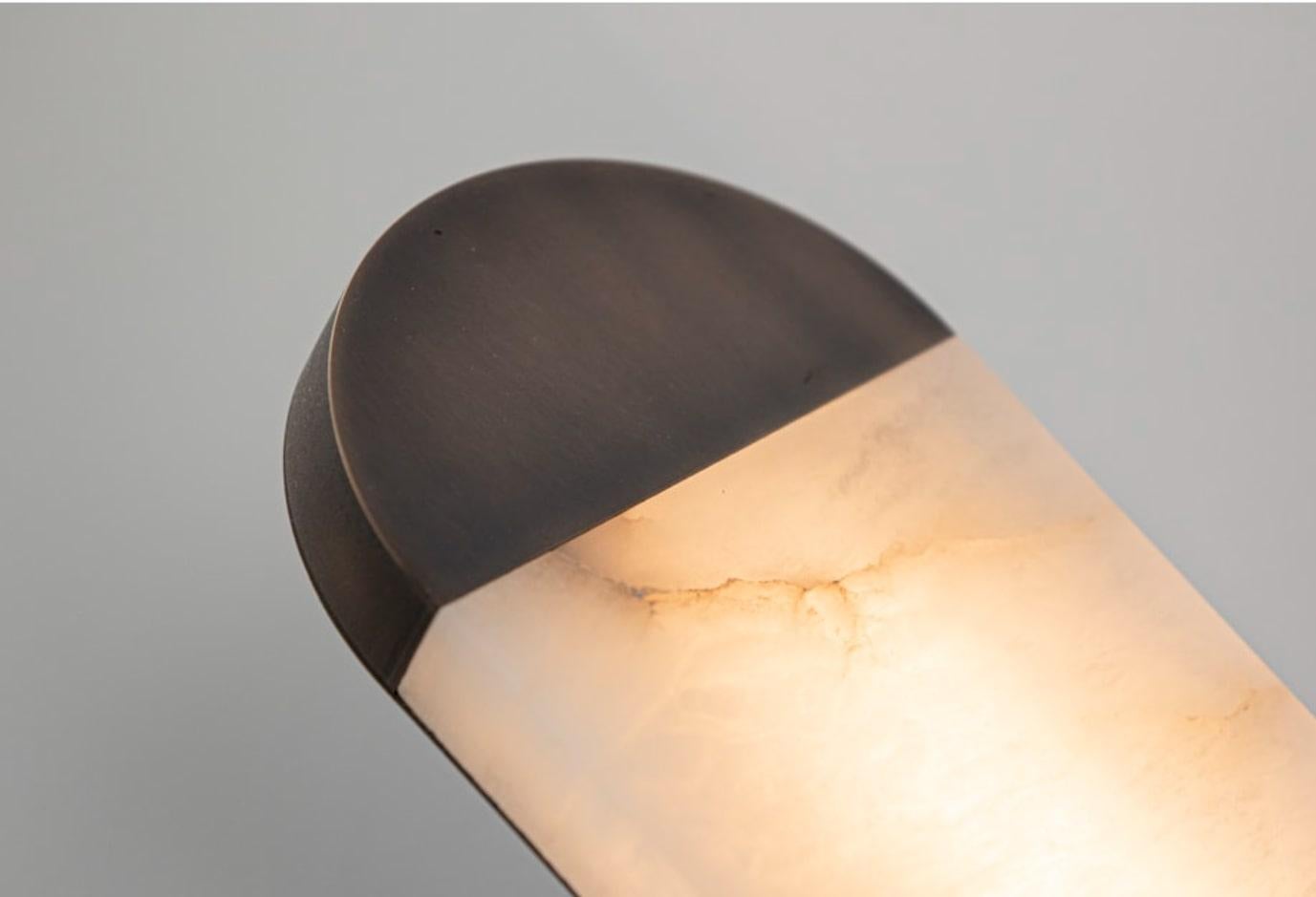 Entrelacs - Lámpara de pared GHOST WLGT570RC en Excelente estado para la venta en Atlanta, GA