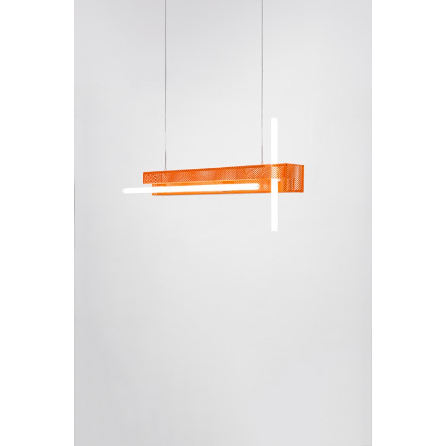 Lampada a sospensione Entreplanta 1 di Marta Ayala Herrera
Dimensioni: D 12 x L 120 x H 50 cm.
Materiali: Metallo e vernice.

Questo pezzo può essere personalizzato con diverse opzioni di colore. I prezzi possono variare. Contattateci.

Tutte le