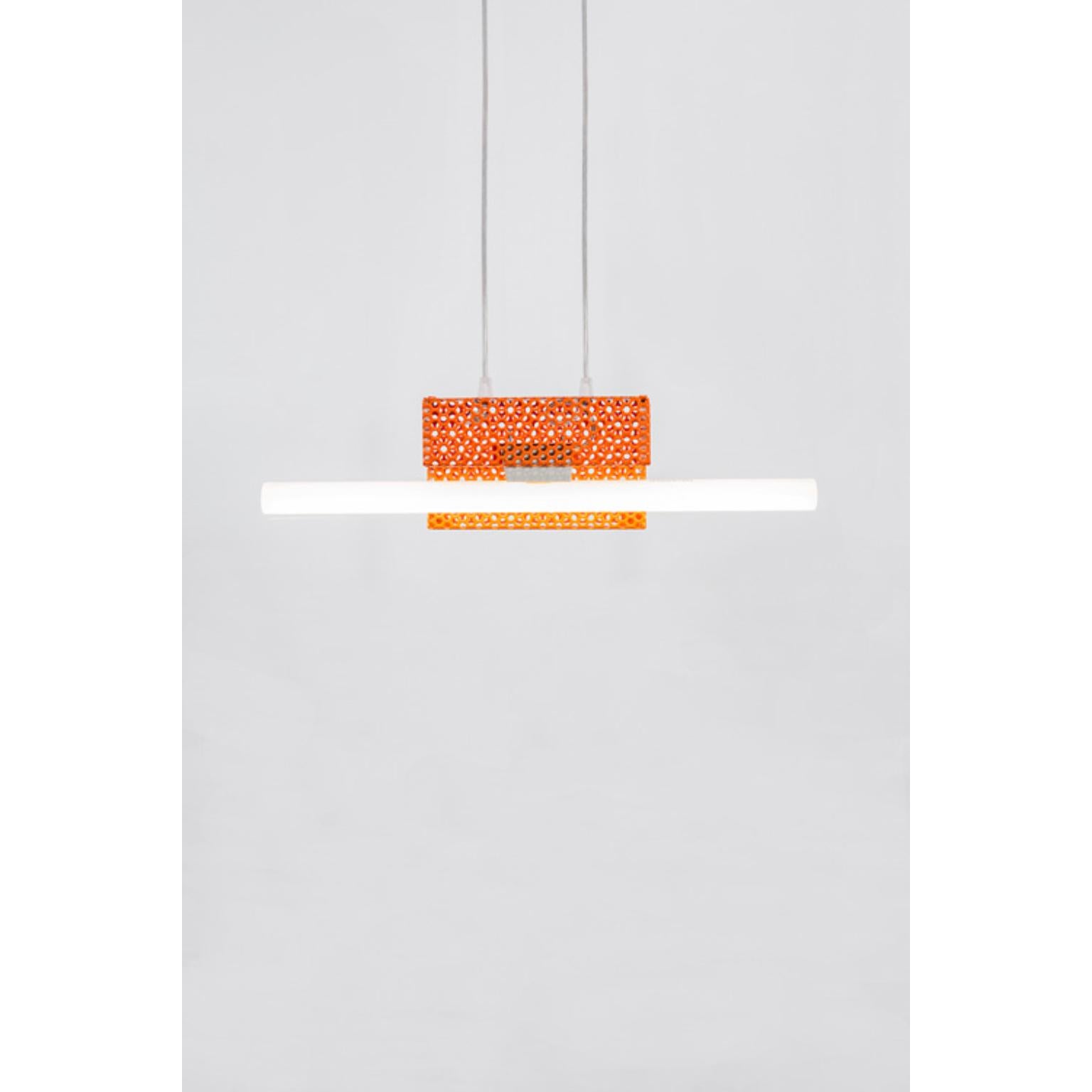 Lampada a sospensione Entreplanta 3 di Marta Ayala Herrera
Dimensioni: D 12 x L 50 x H 12 cm.
Materiali: Metallo e vernice.

Questo pezzo può essere personalizzato con diverse opzioni di colore. I prezzi possono variare. Contattateci.

Tutte le