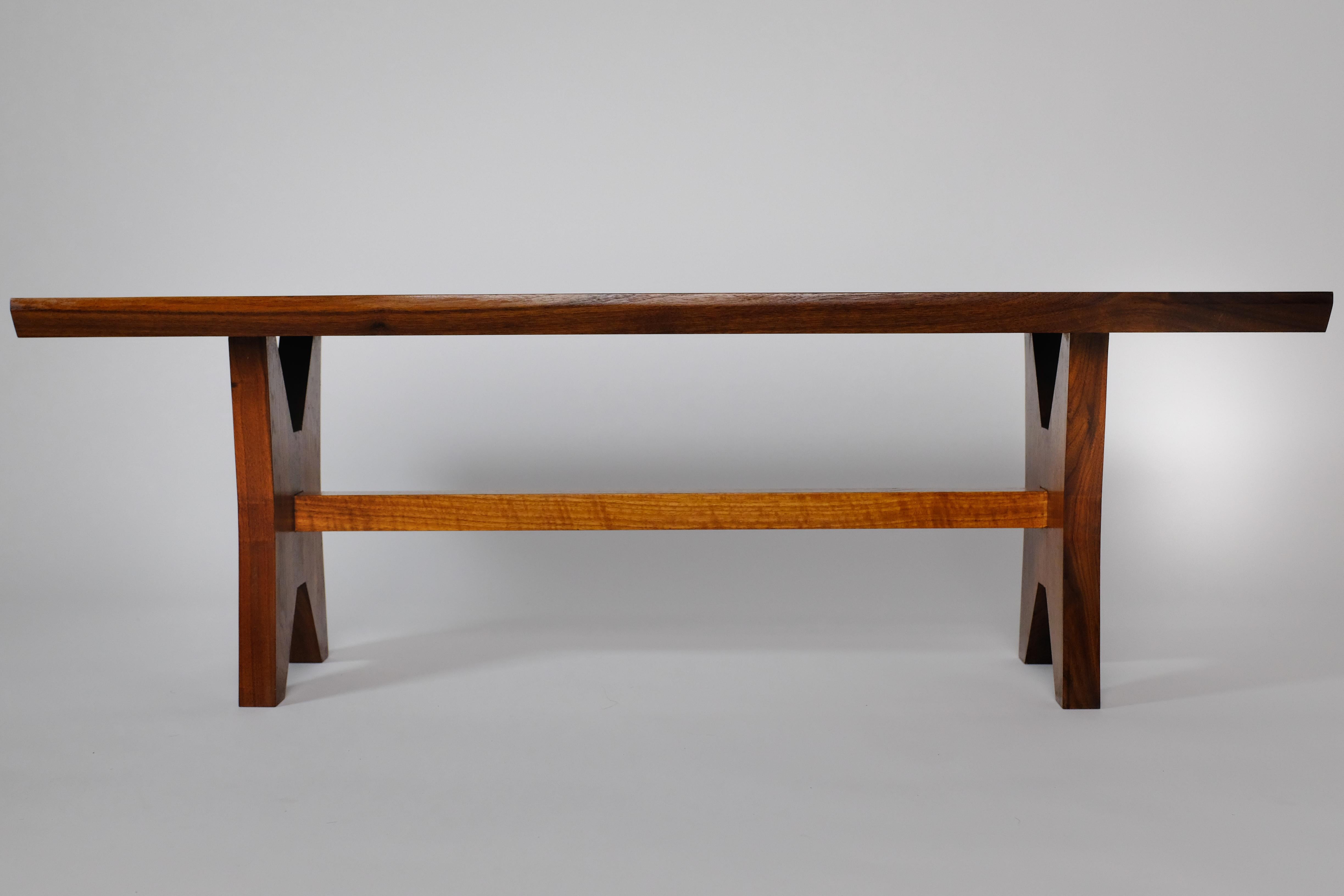 Mid-Century Modern Entryway Bench N For Sale