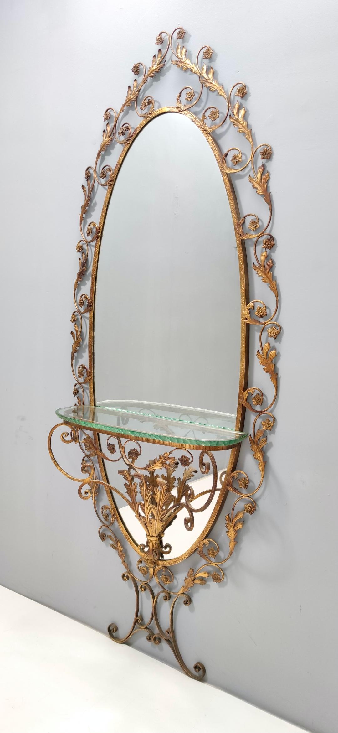 Hammered Vintage Entryway Mirror and Brass Console by Pierluigi Colli with Glass Top For Sale