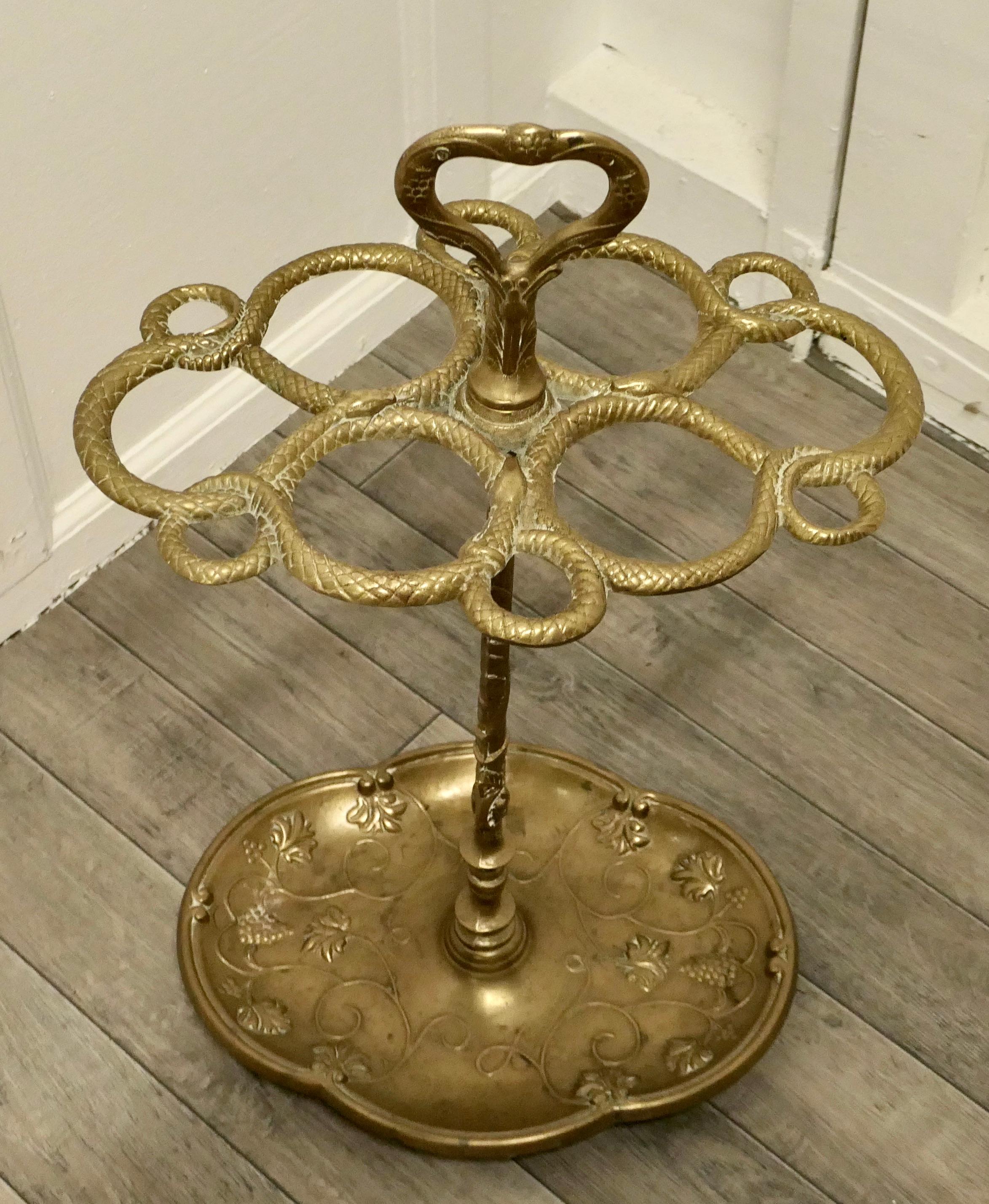 Entwined Snake Cast Iron Brass Walking Stick Stand In Good Condition In Chillerton, Isle of Wight