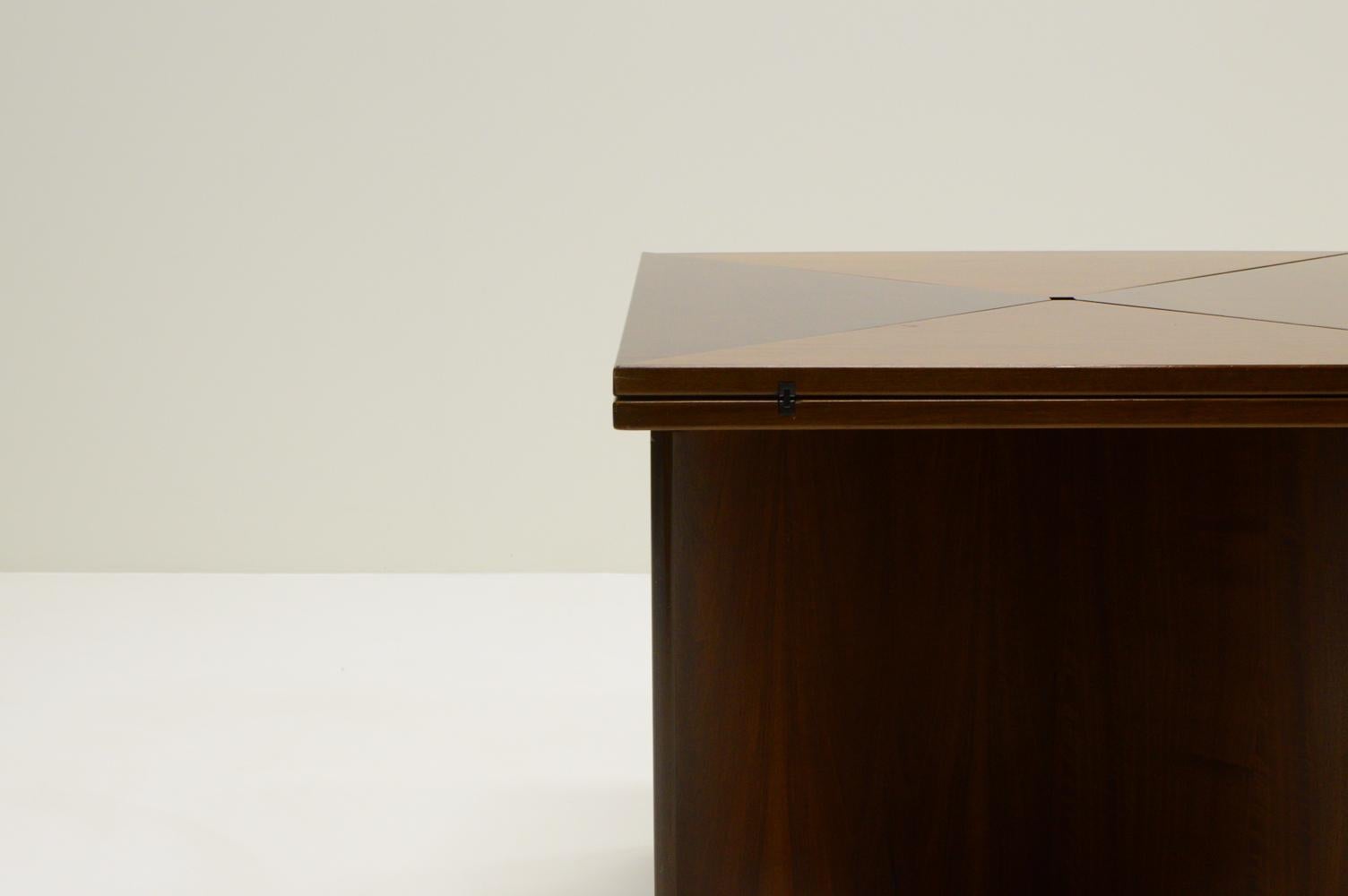 Envelope dining table by vittorio Introini for Sormani, 1960s Italy. For Sale 1