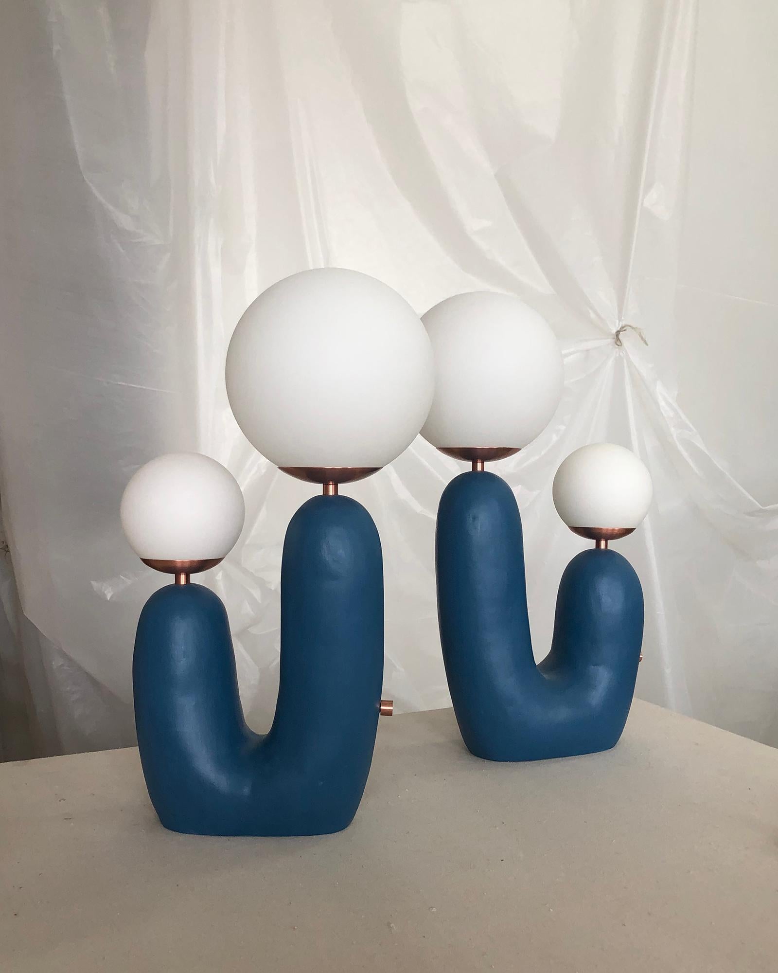 Presented by 'Tuleste Factory' for Market Art & Design
Customizable Oo Lamp Clay Body Paint Options
Ref: 1032
