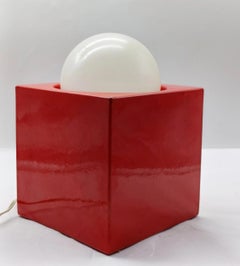 Enzo Bioli para Il Picchio: lámpara de mesa de cerámica roja, Italia, década de 1970