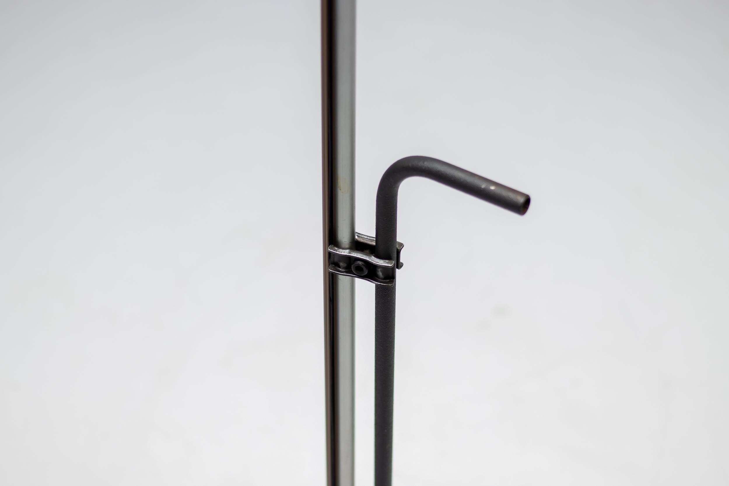 Aluminium Enzo Mari G. Fassina Aggregato Lampadaire Artemide Design italien en vente